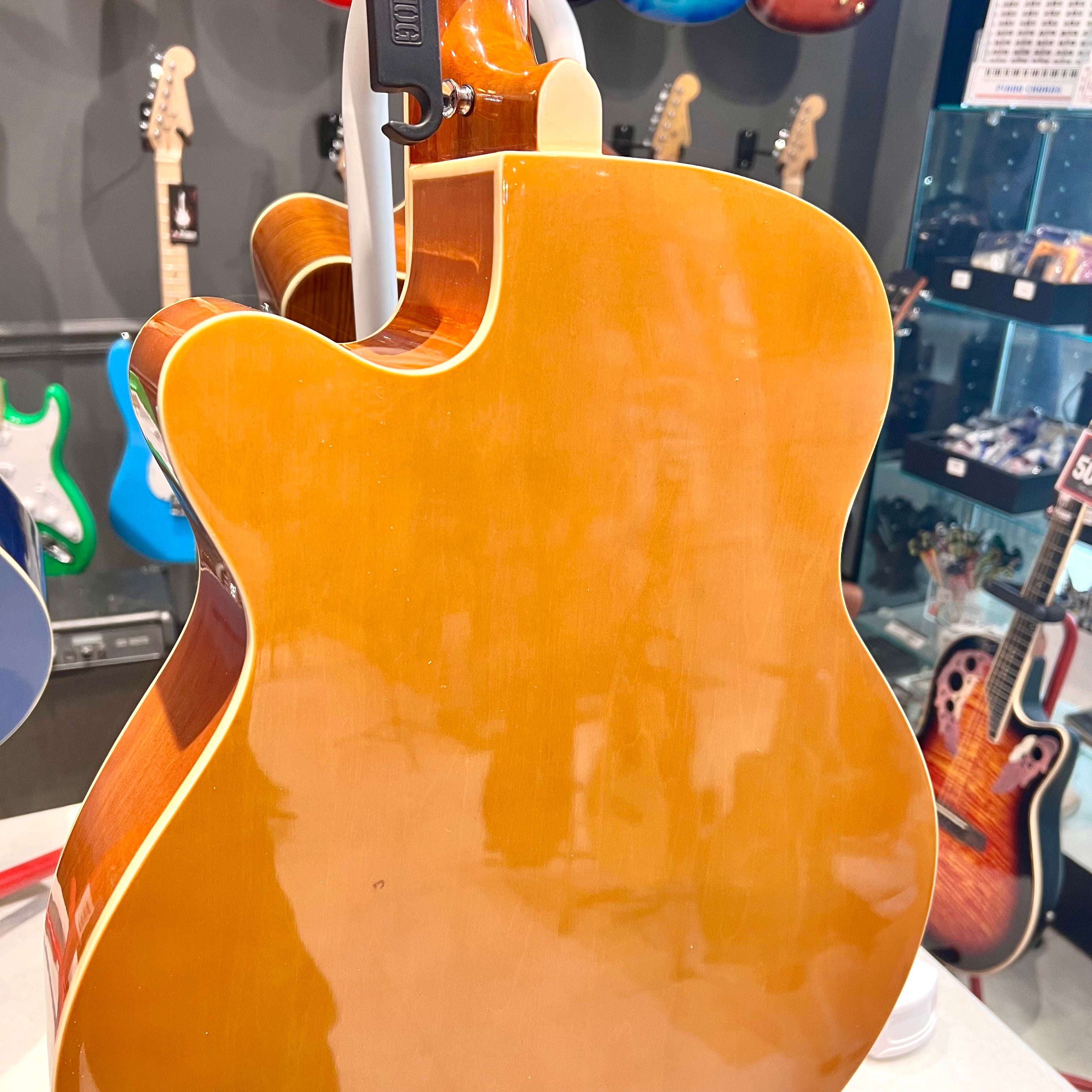 Gephardt Debut: 40” Acoustic, Sunburst