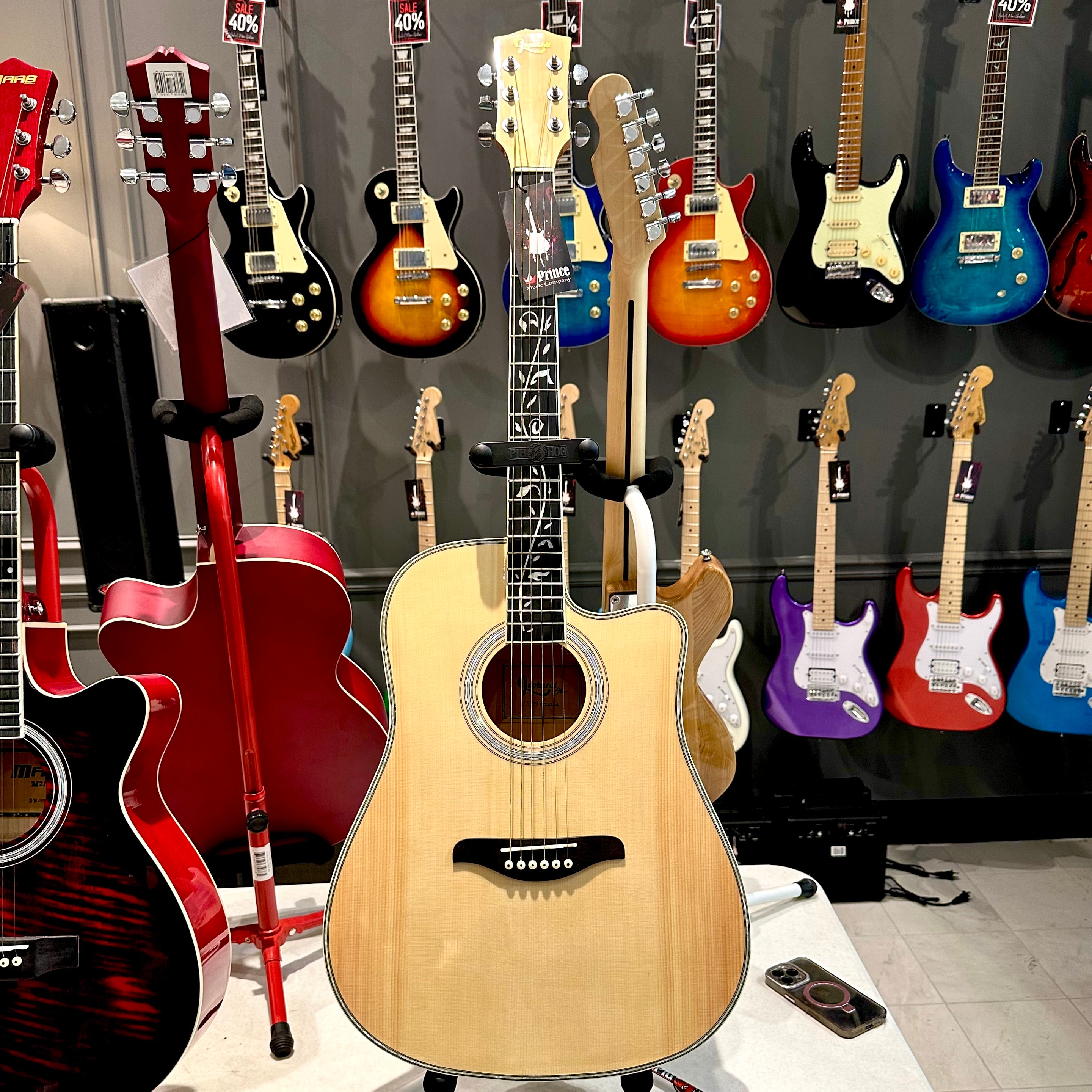 Gephardt Olive Acoustic Guitar - Blonde