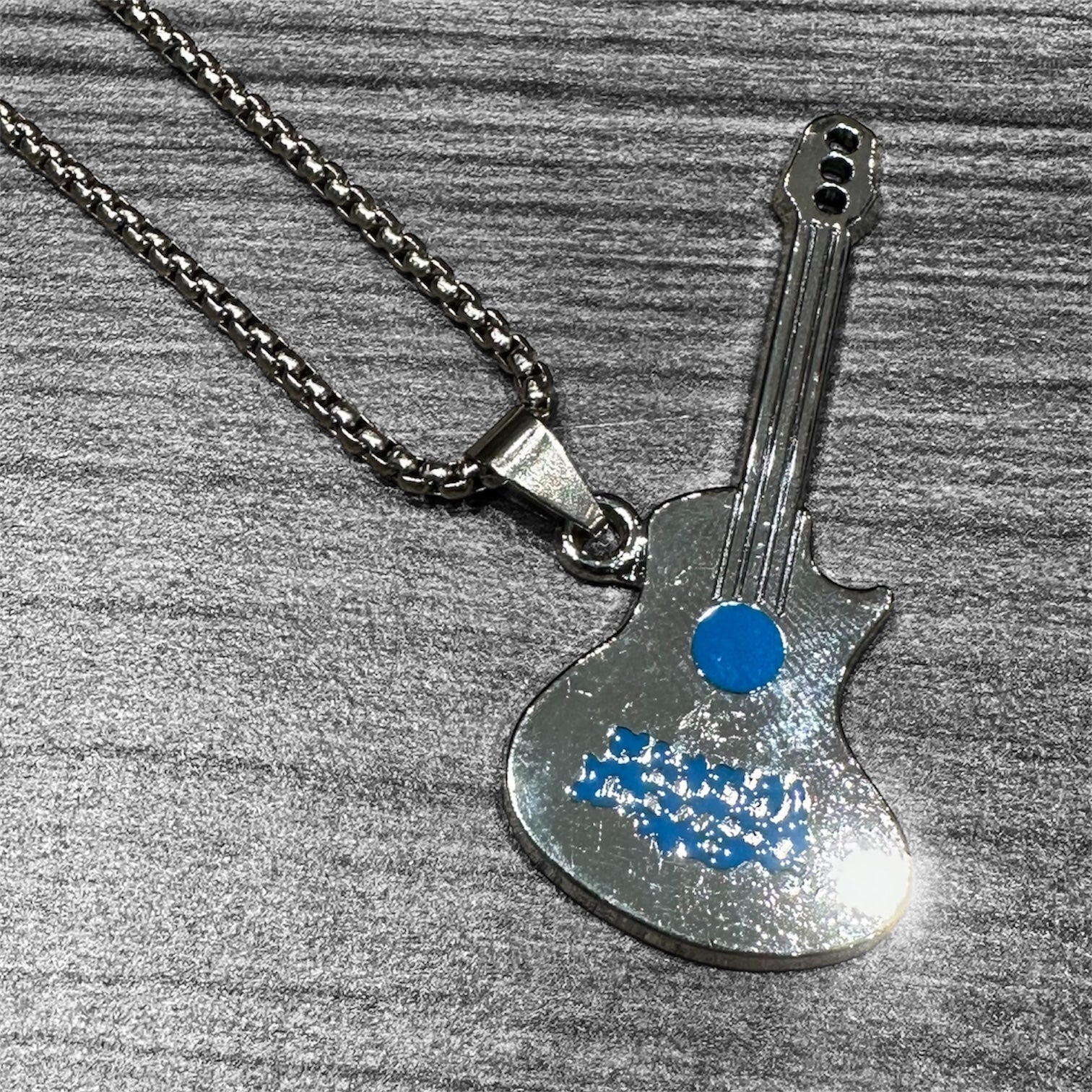 Metal Guitar Necklace: Style 11 Blue