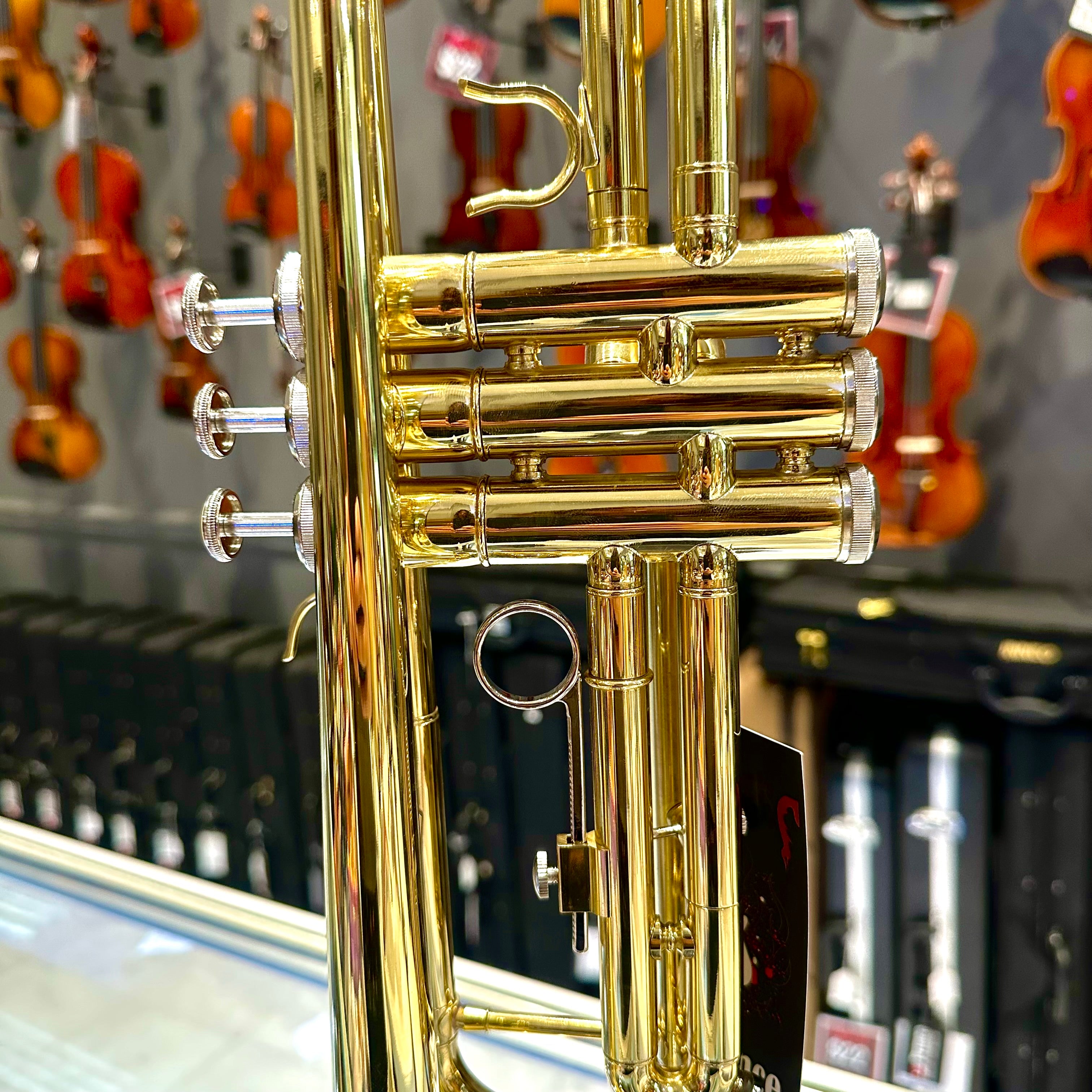 Opal OTR-100: Student Trumpet, Yellow Brass