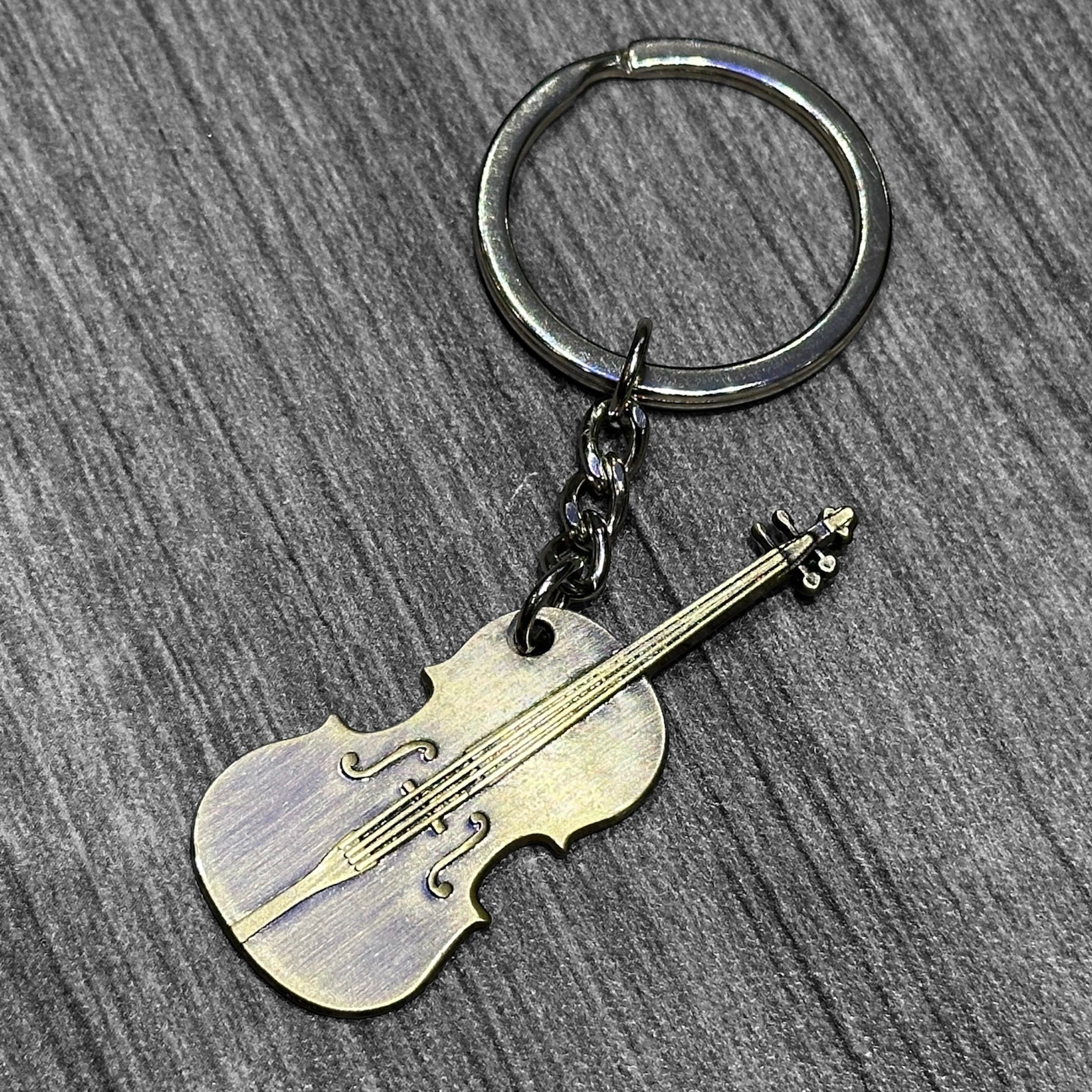 Brushed Metal Guitar Keychain: Bronze Cello