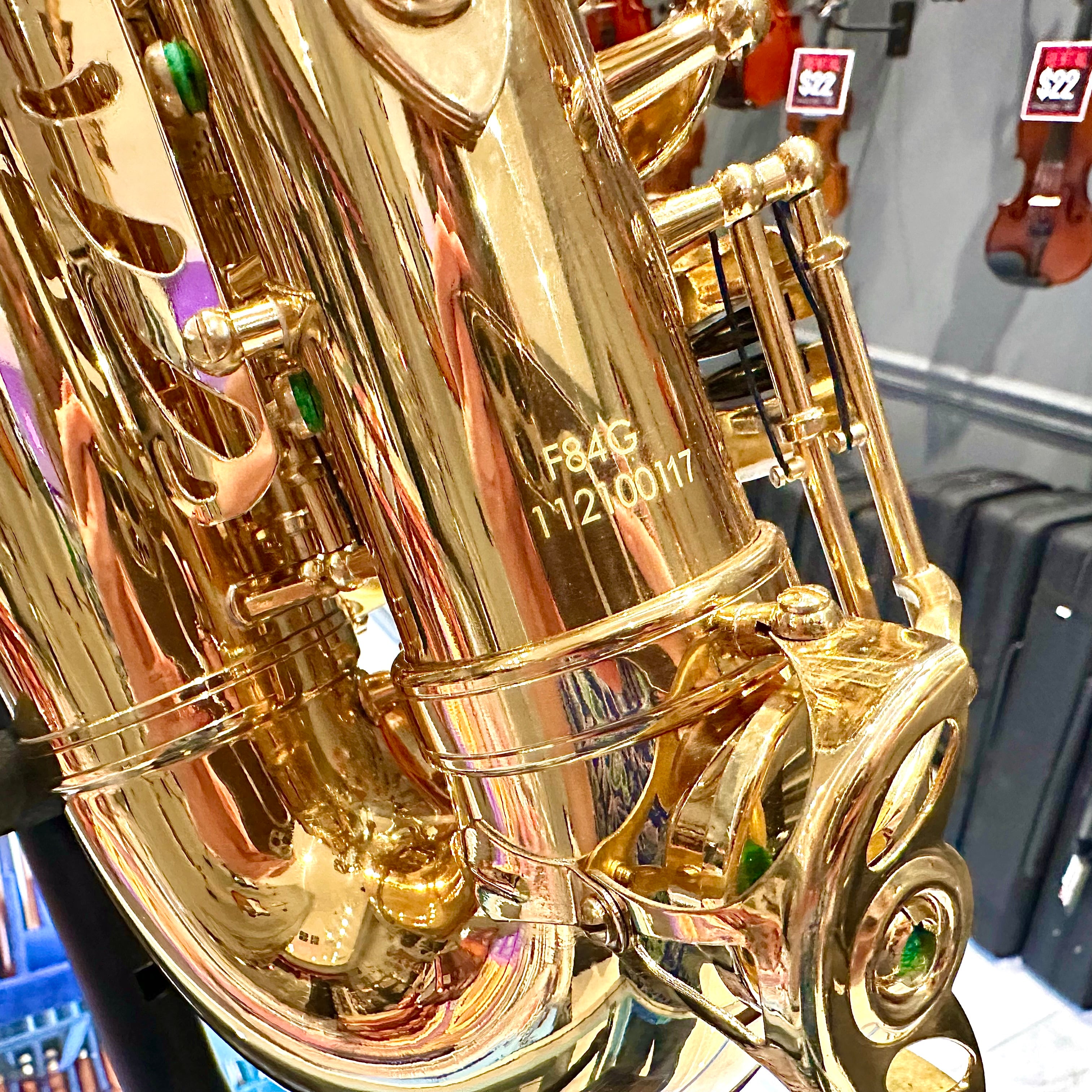 Fugue F84g: Student Alto Saxophone, Gold Lacquered