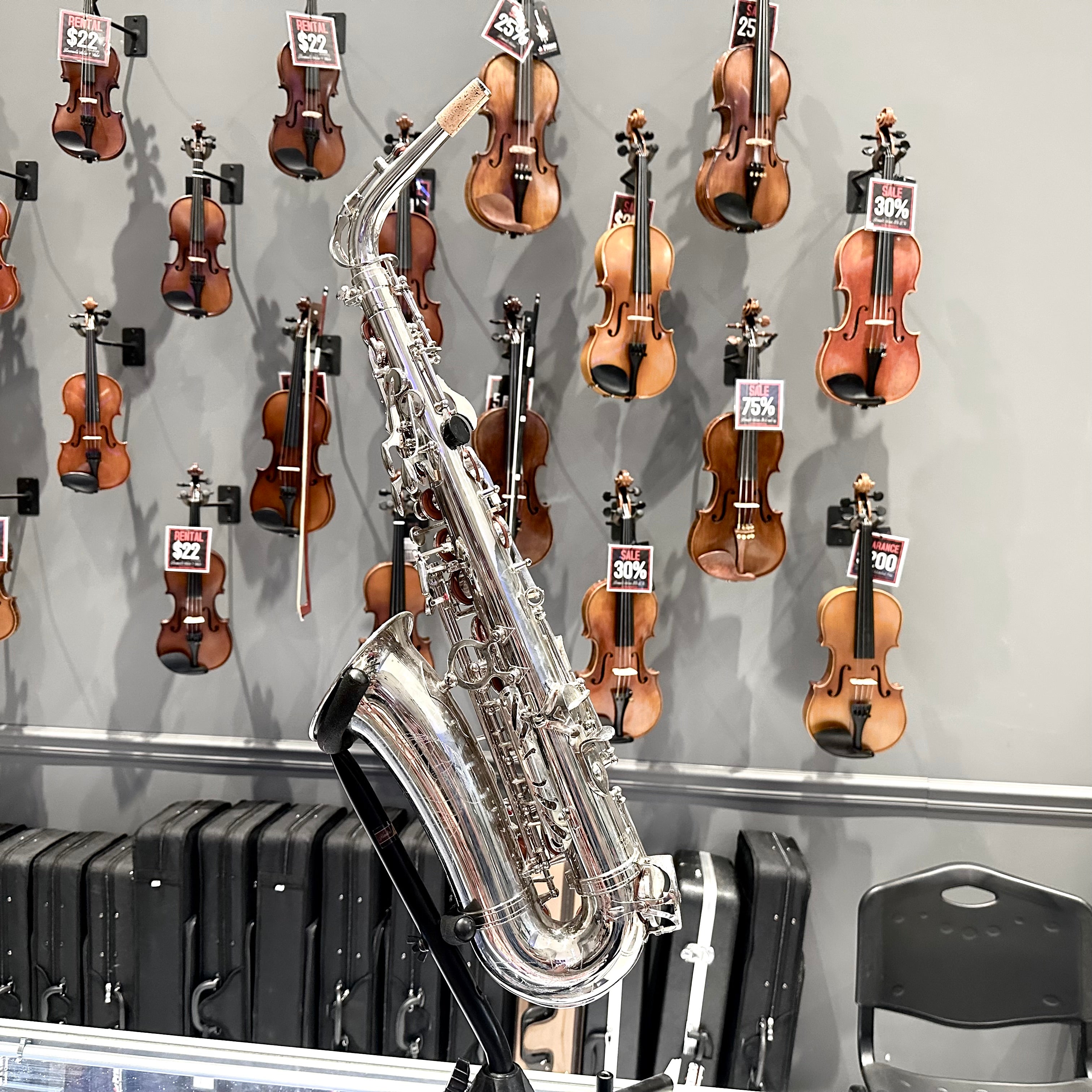 Fugue F80g: Intermediate Alto Saxophone, Nickel Plated
