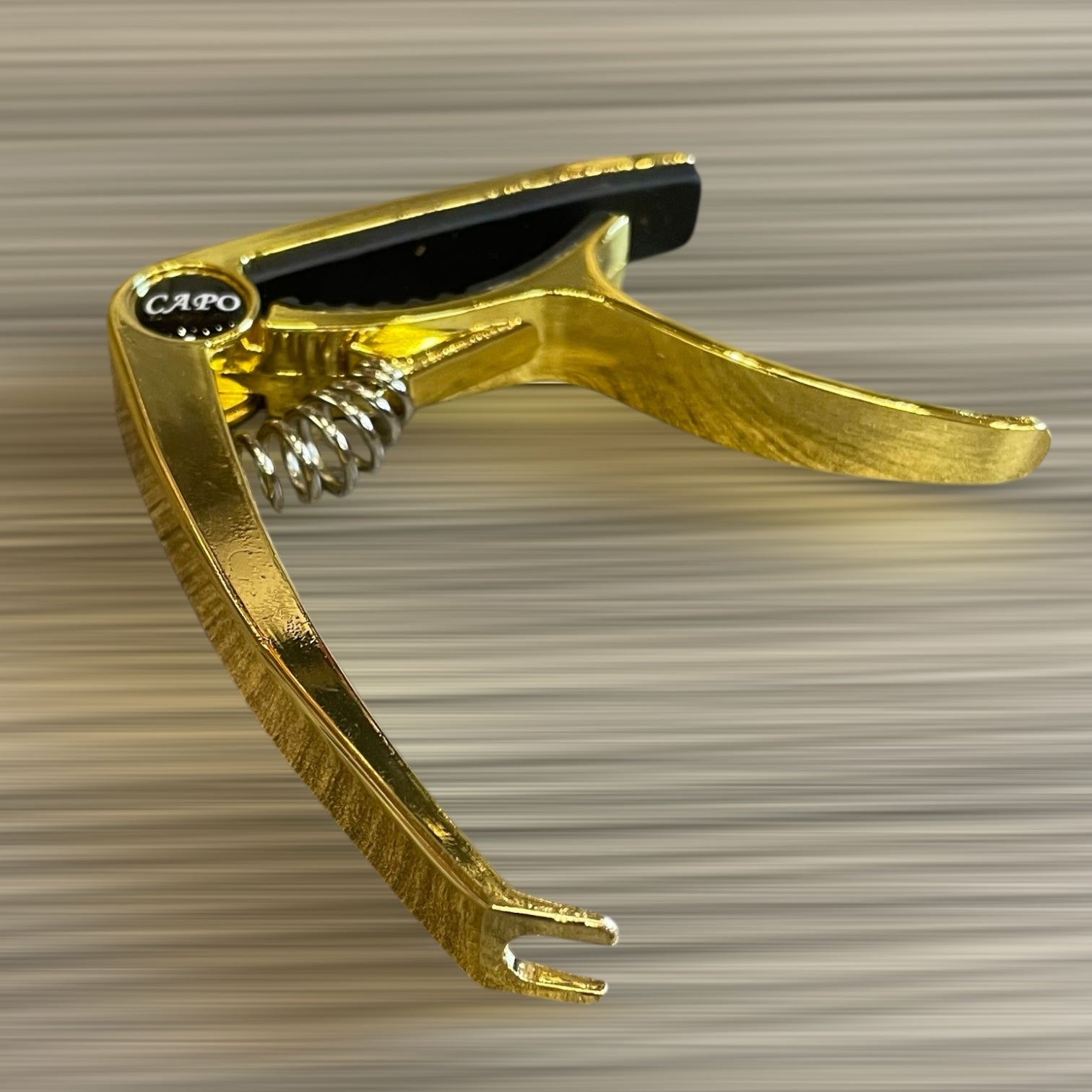 Aluminum Trigger Capo: Gold