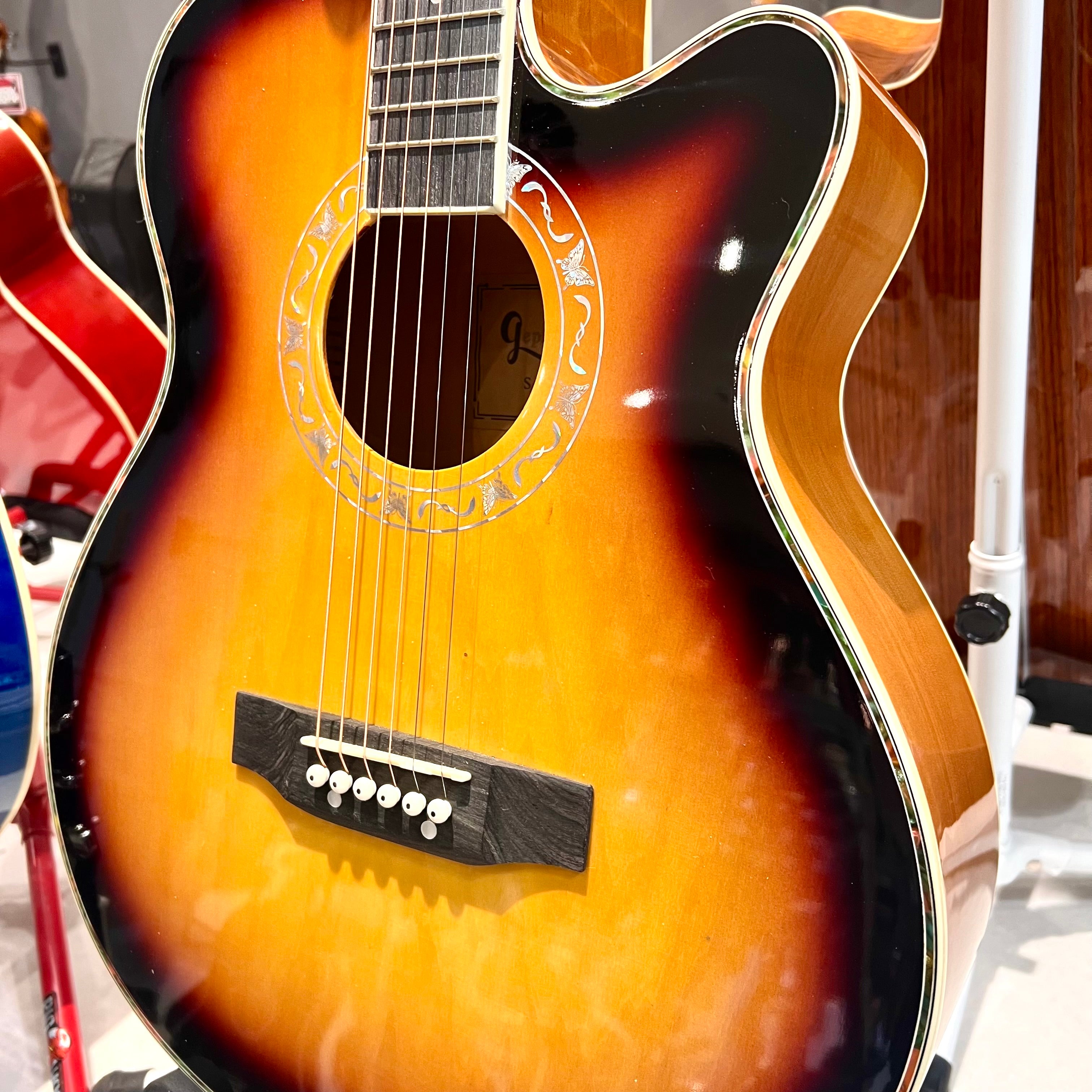 Gephardt Debut: 40” Acoustic, Sunburst