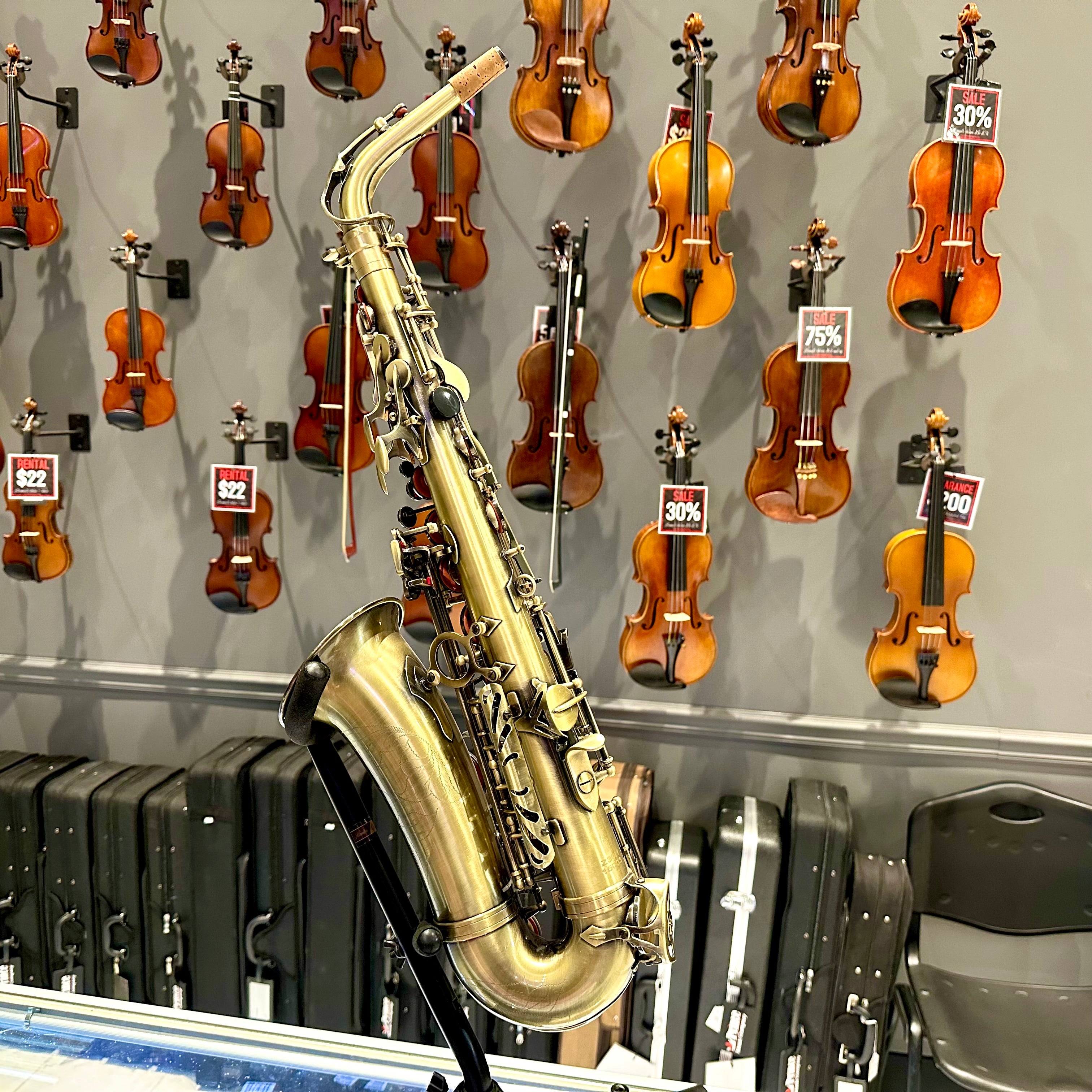 Fugue Custom Z-30ii: Intermediate Alto Saxophone, Glossy Antique