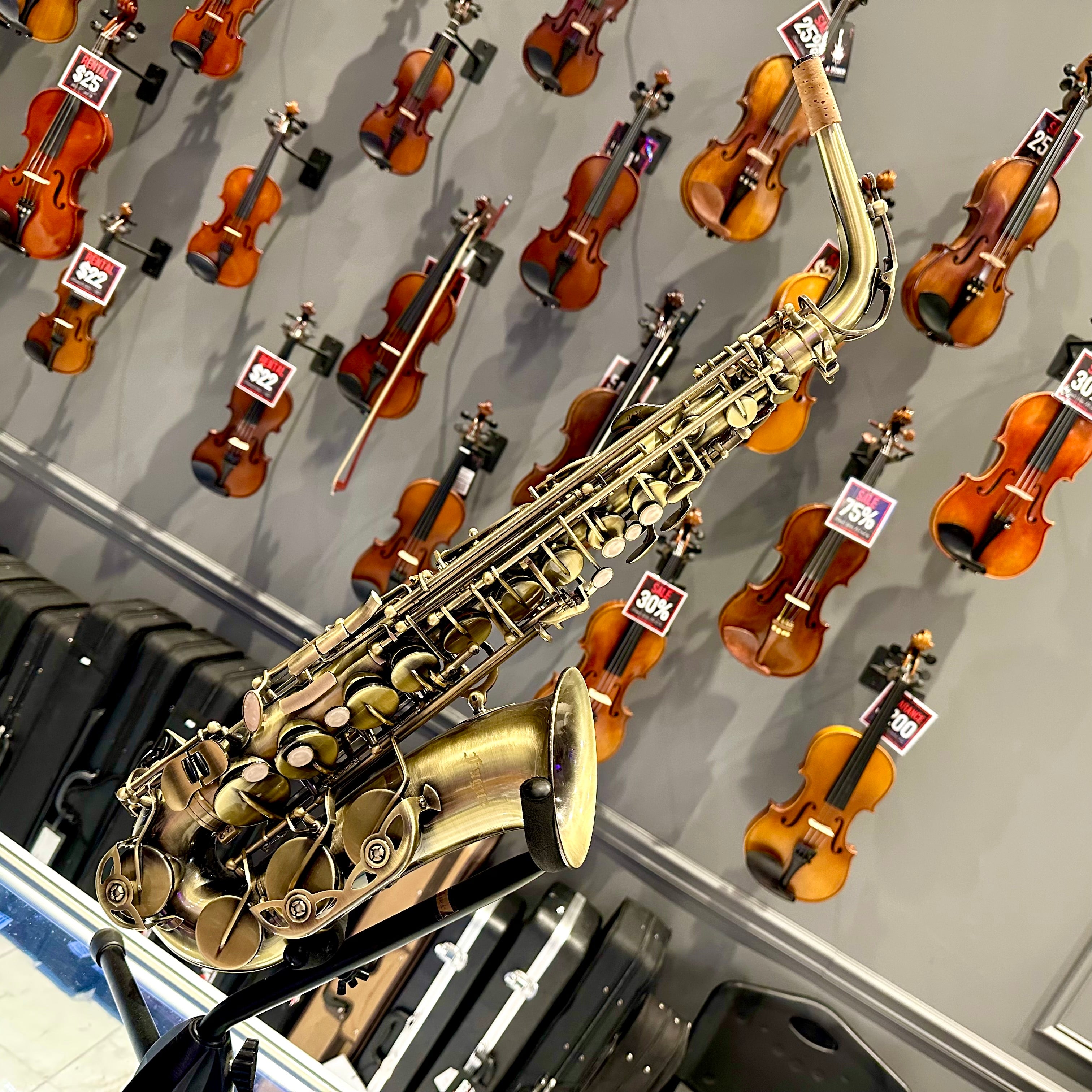 Fugue Custom Z-30ii: Intermediate Alto Saxophone, Glossy Antique