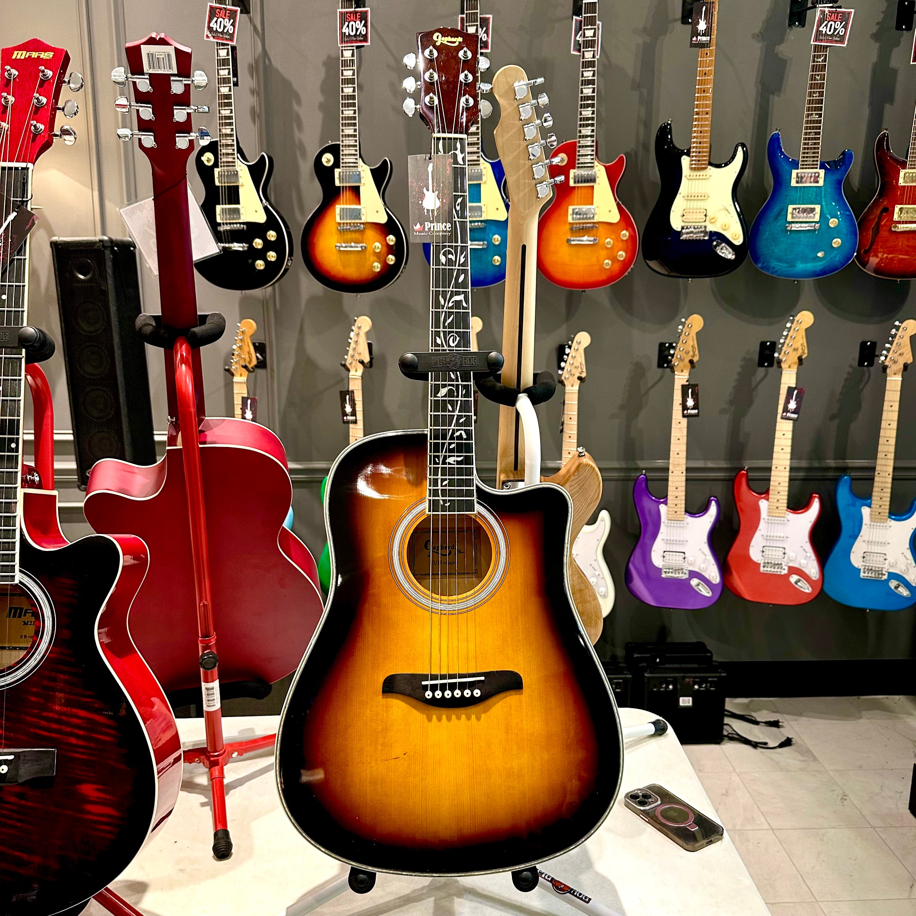 Gephardt Olive Acoustic Guitar - Sunburst