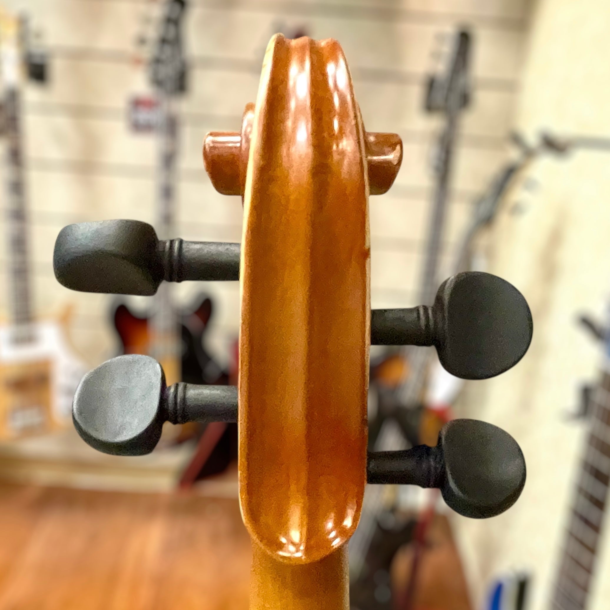 Strumenti a corde: 2000 - Student Violin, Hand Carved, Blonde