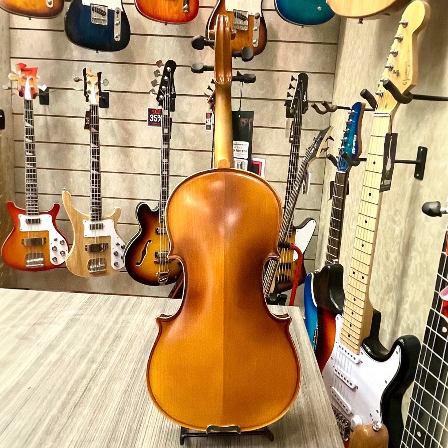 Strumenti a corde: 2000 - Student Violin, Hand Carved, Blonde