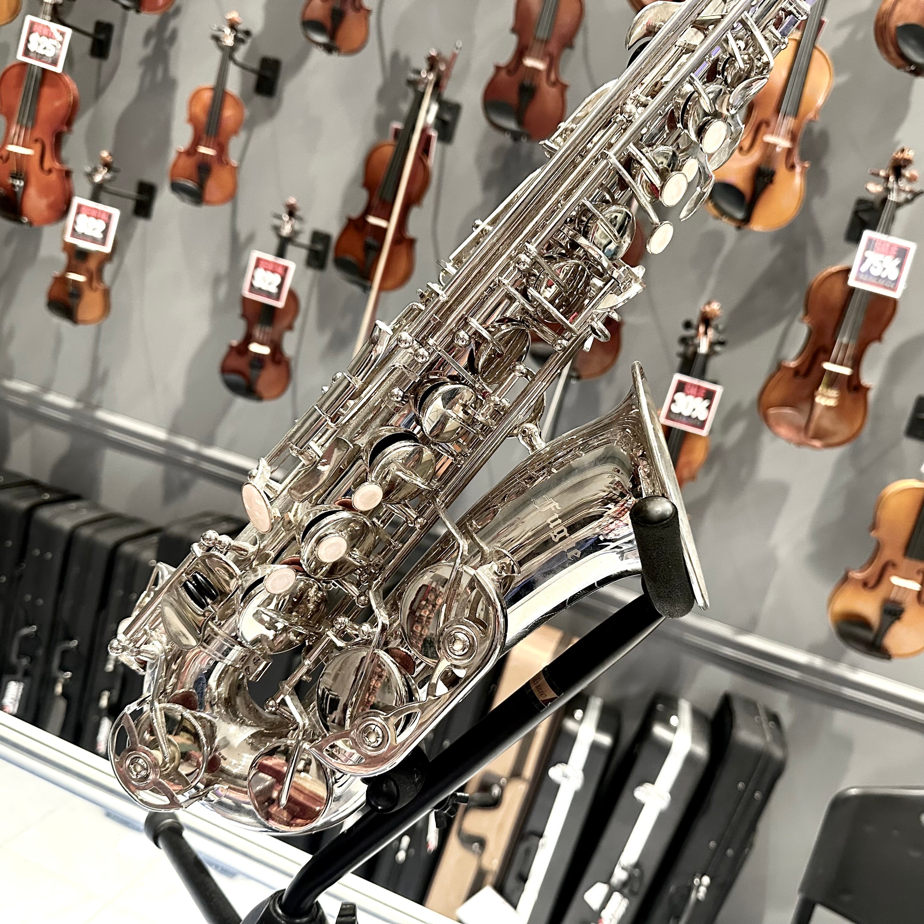 Fugue F80g: Intermediate Alto Saxophone, Nickel Plated