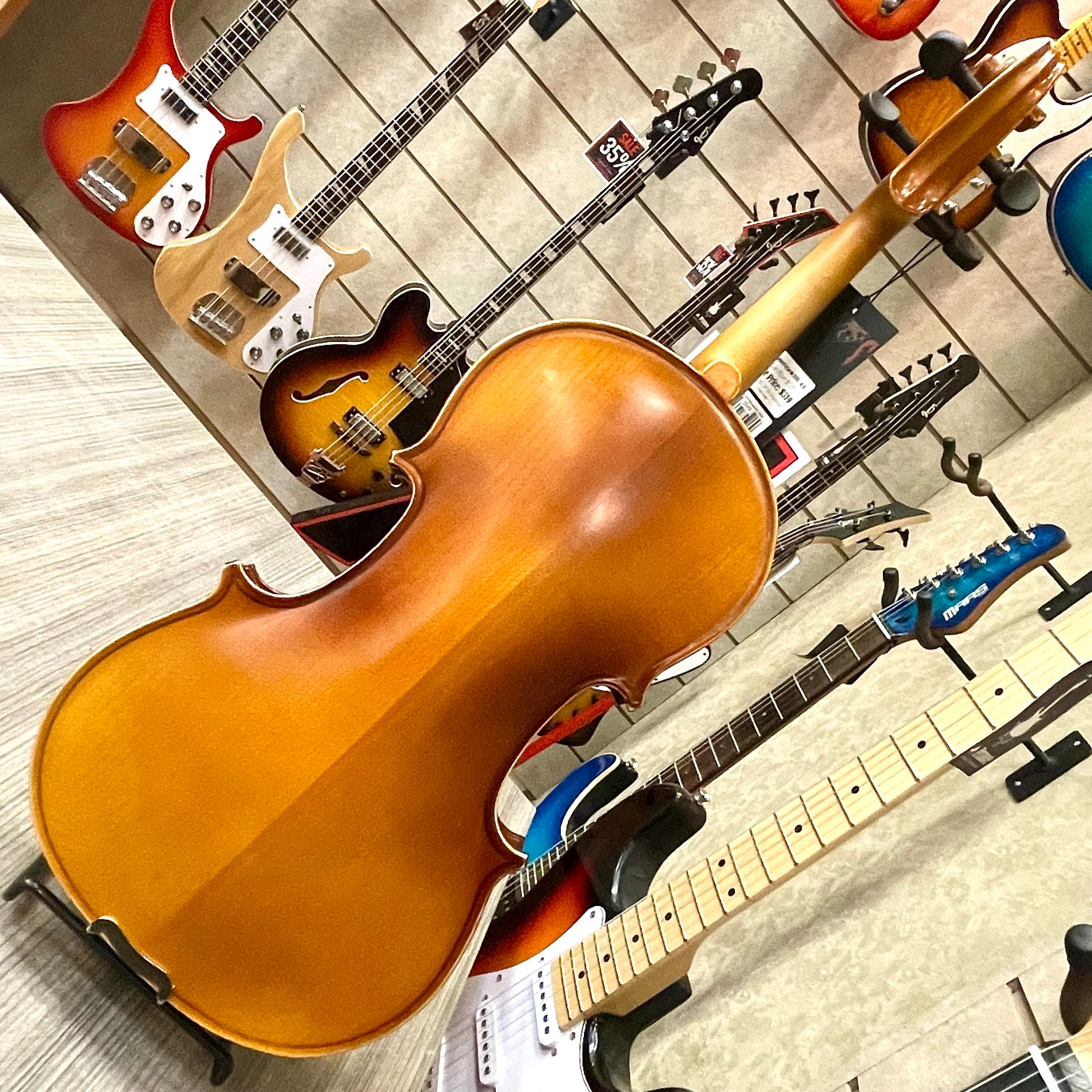 Strumenti a corde: 2000 - Student Violin, Hand Carved, Blonde