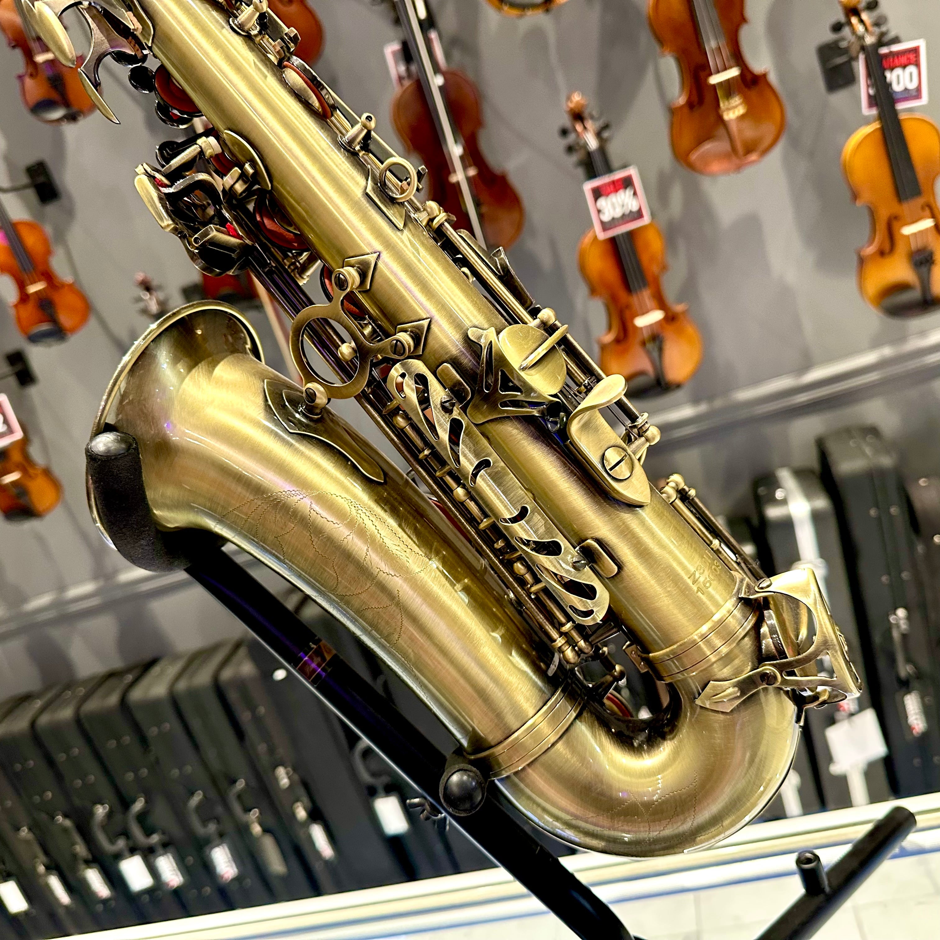 Fugue Custom Z-30ii: Intermediate Alto Saxophone, Glossy Antique
