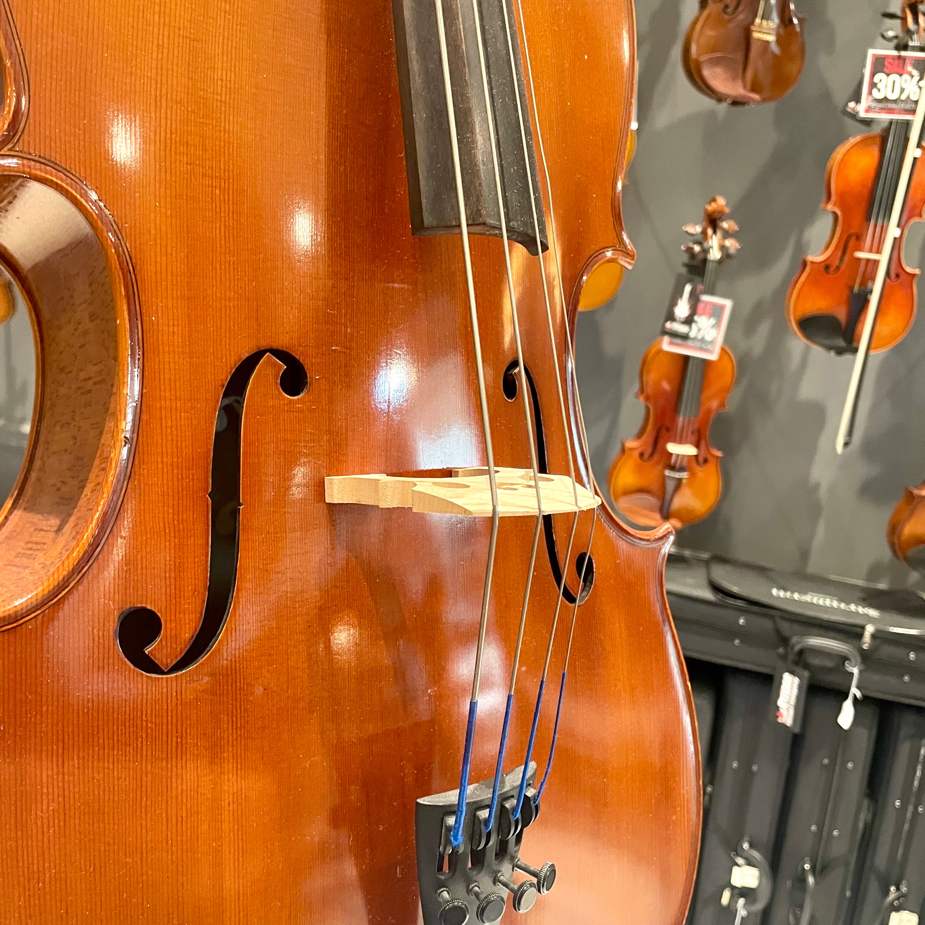 Eastman VC100: Student Cello - 1/4, Used