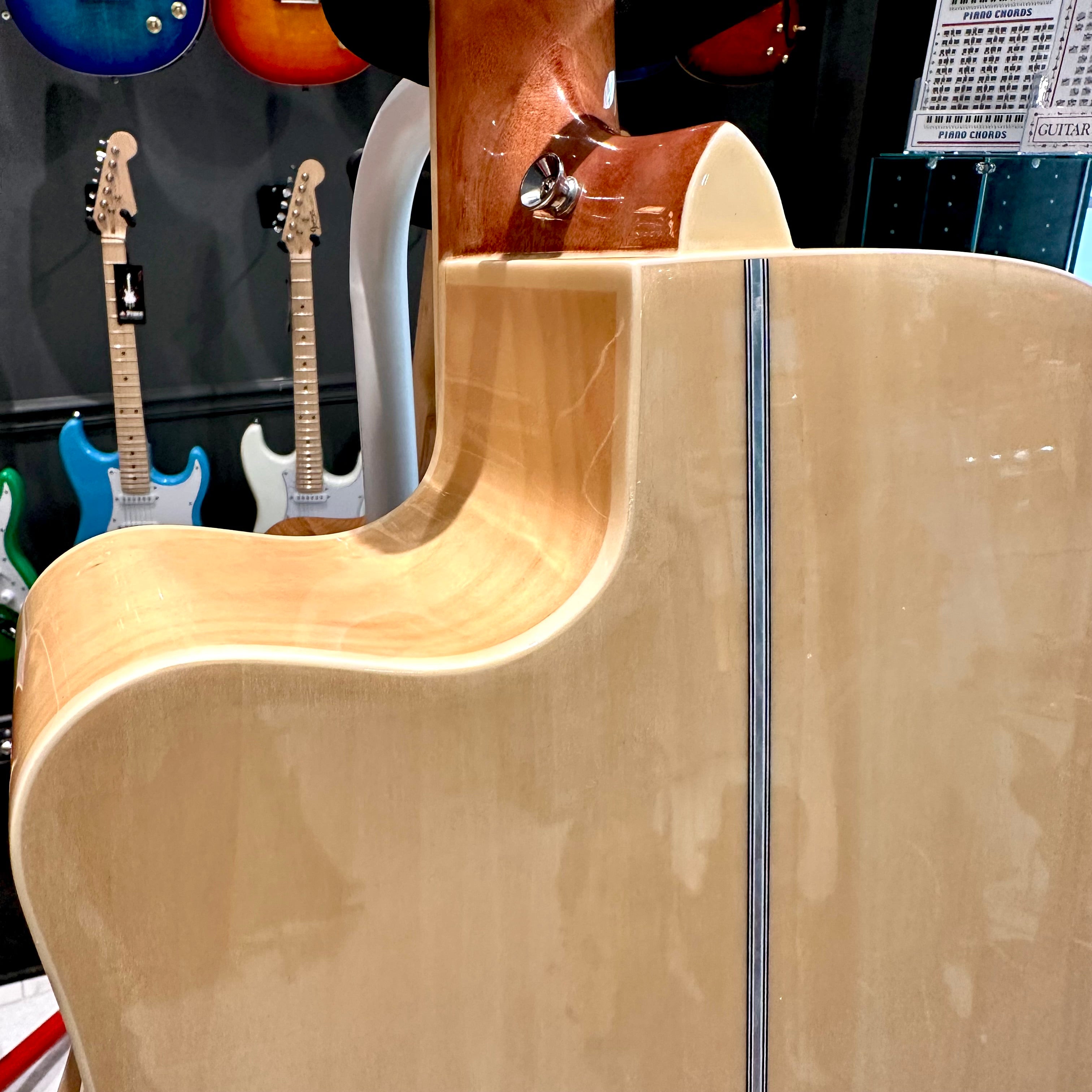 Gephardt Olive Acoustic Guitar - Blonde