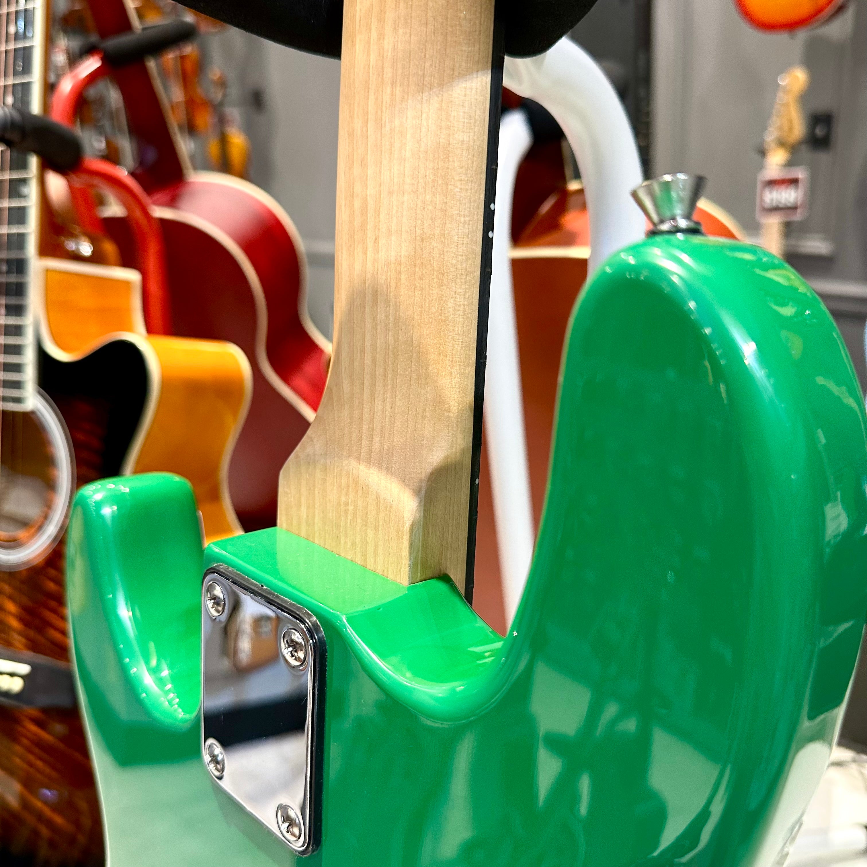 Gephardt Array: Bass Guitar - Green Slime