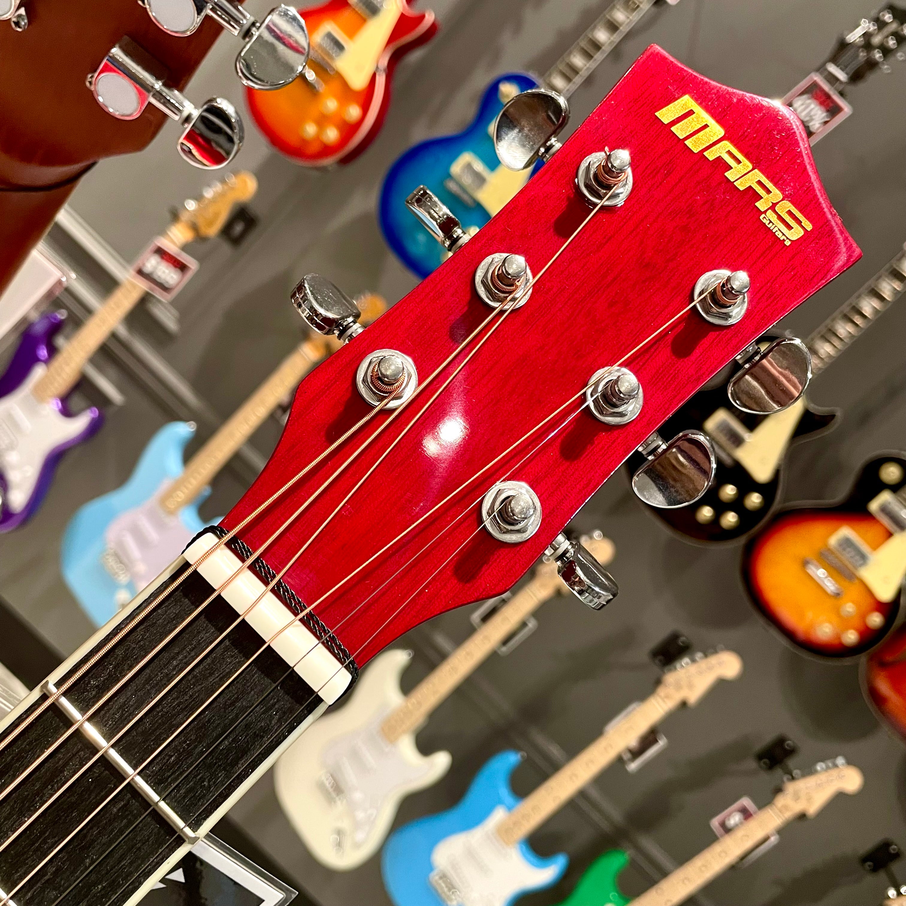 Mars m21r40: 40” Acoustic Guitar - Red Flame