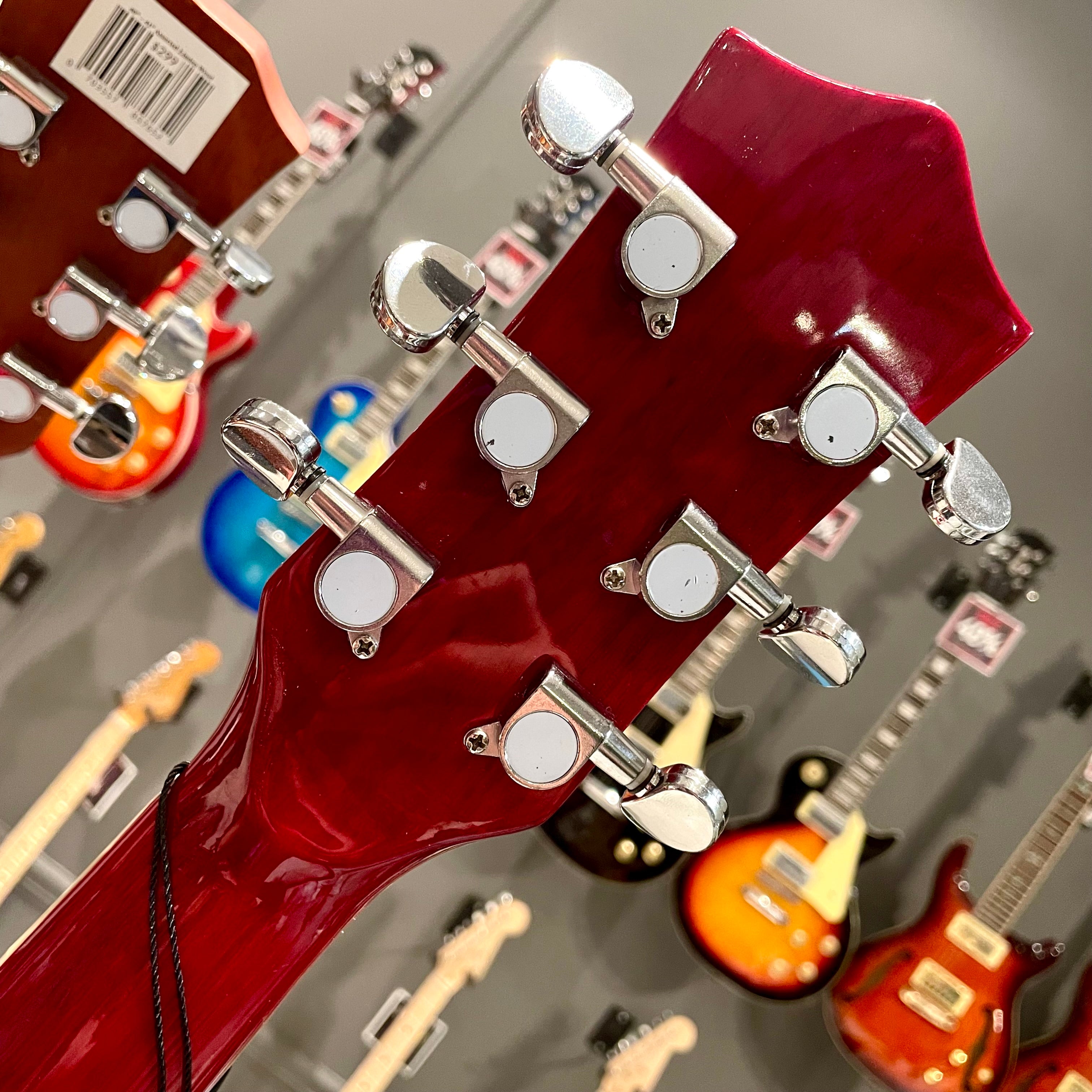 Mars m21r40: 40” Acoustic Guitar - Red Flame