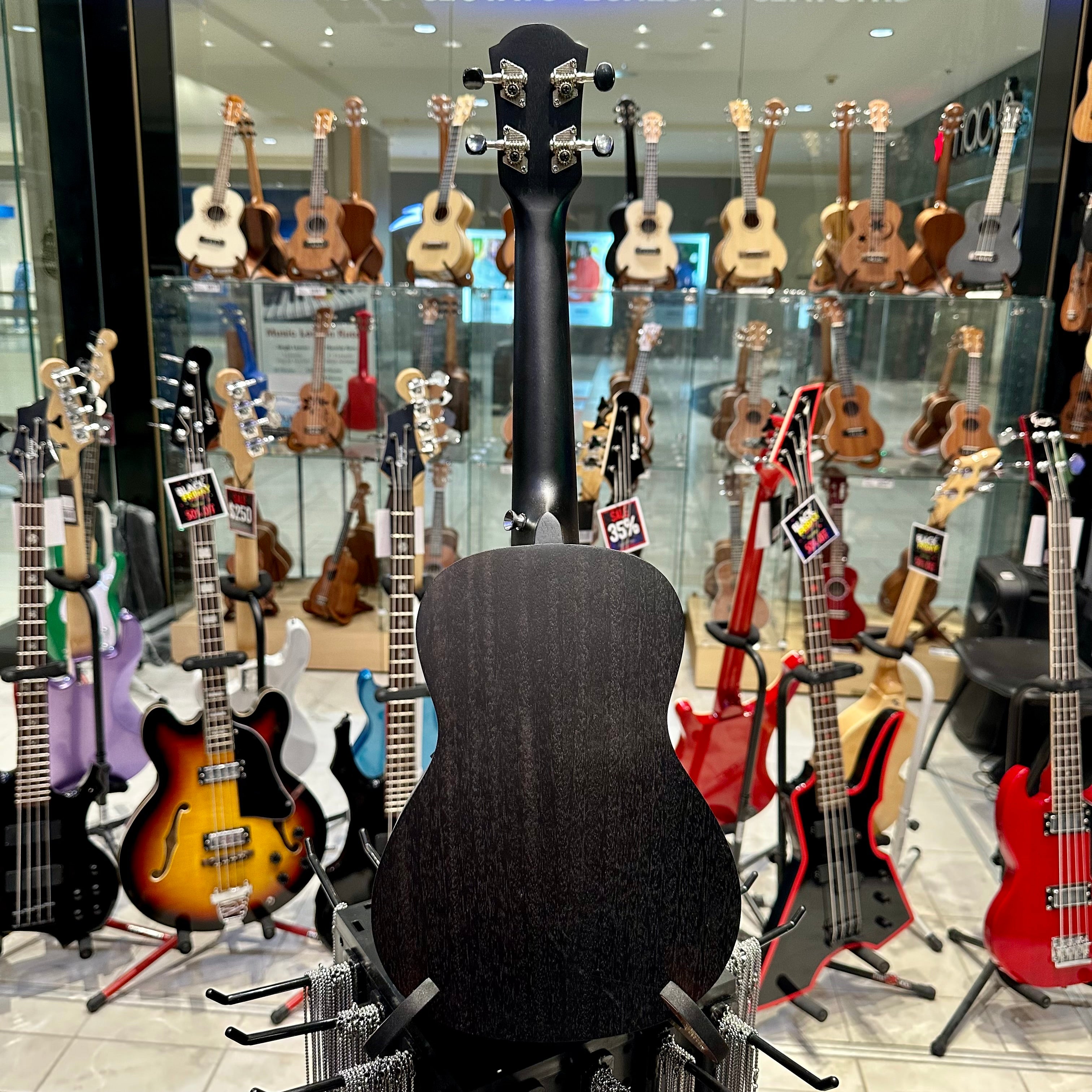 Mars m10ah23: 23” Concert Ukulele - Black