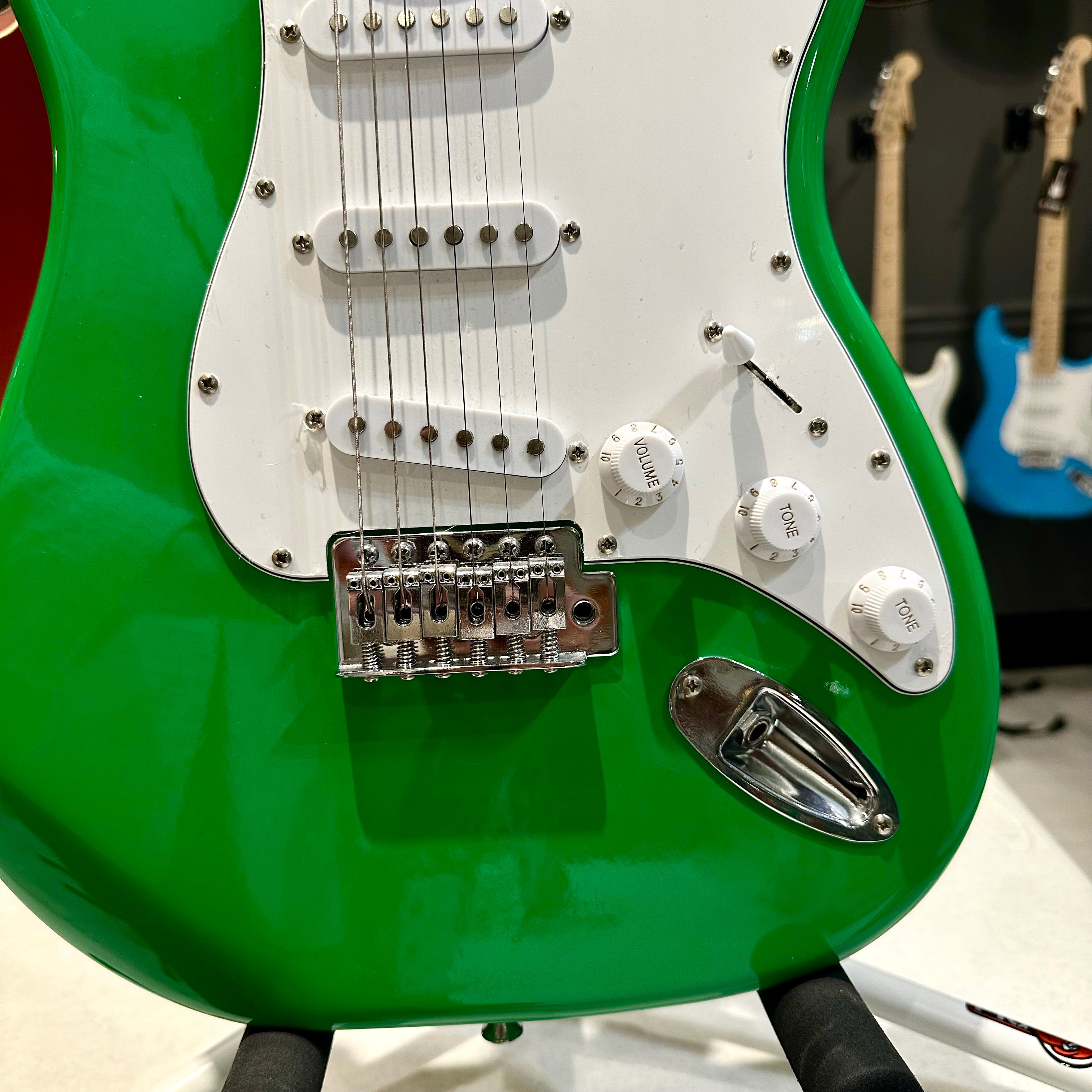 Gephardt Ground Series: 39" Electric Guitar, Maple Neck - Green Monster