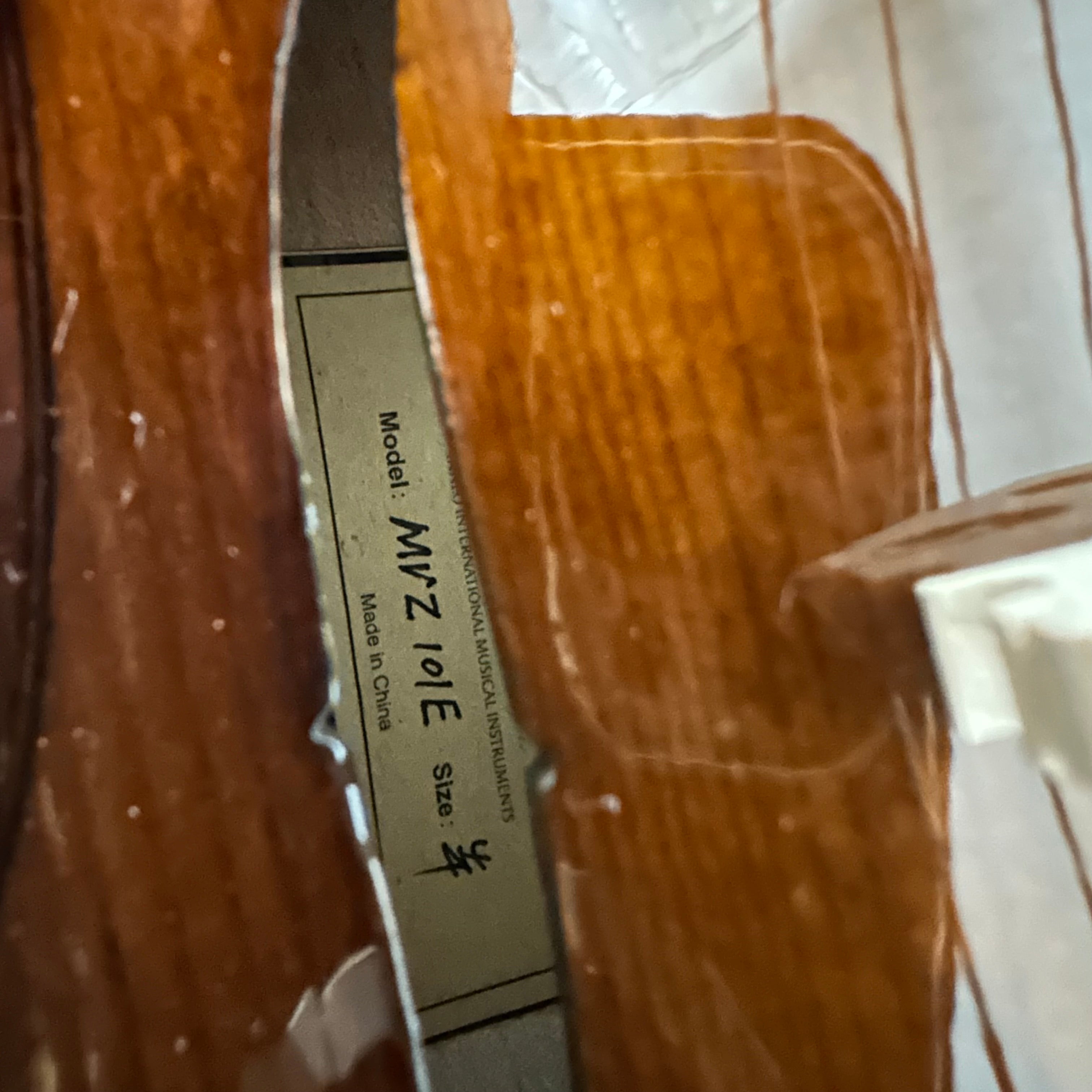Phoenix MVZ101E Economical Violin - 4/4