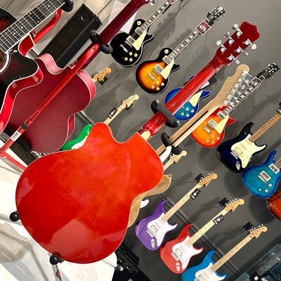 Gephardt Debut: 40” Acoustic, Red