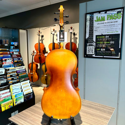 Strumenti a Corde: 105, 1/2 Cello, anno 2018