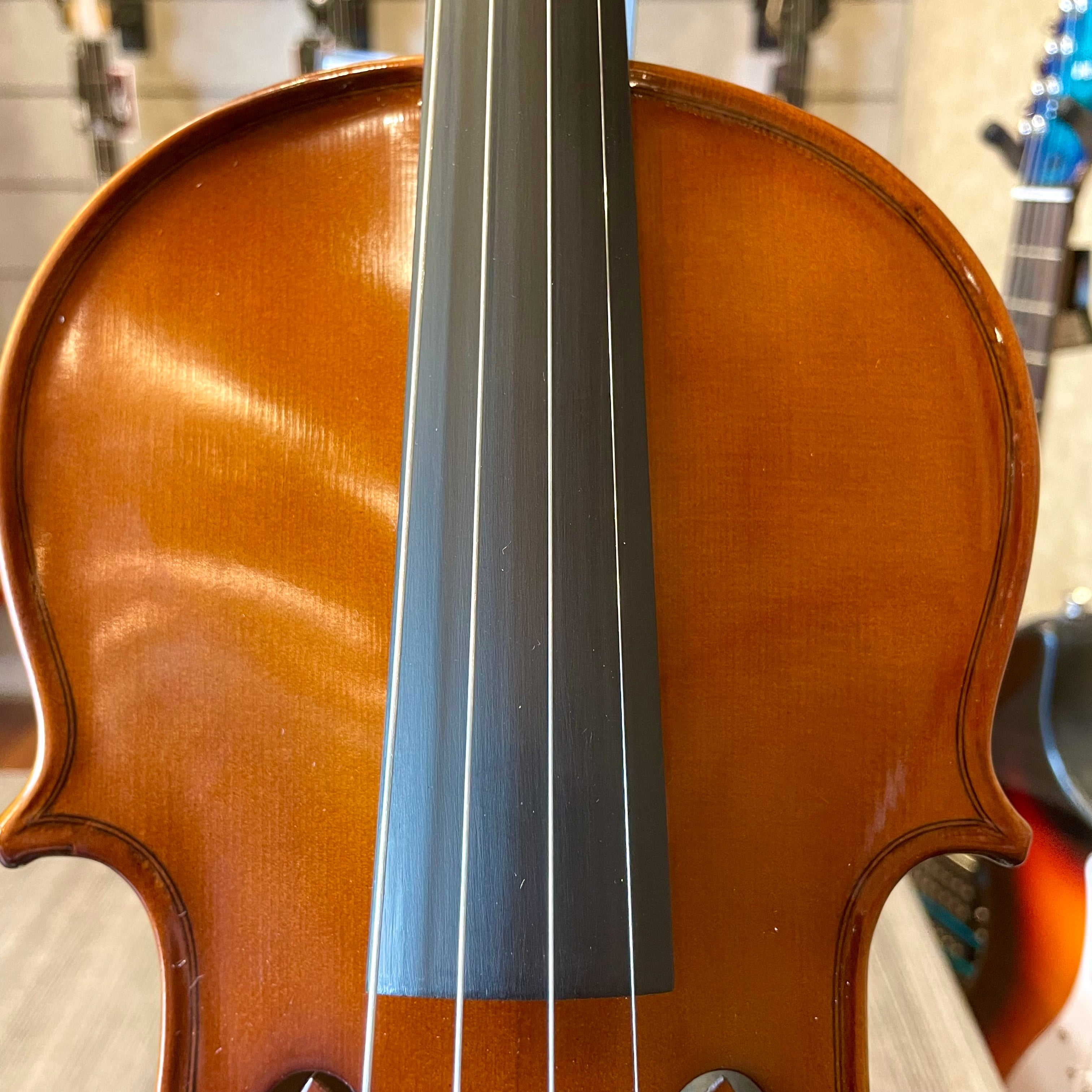 Strumenti a corde: 3500 - Student Violin, Hand Carved, Matte Art Flame