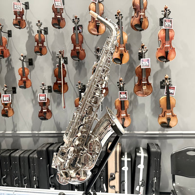 Fugue F80g: Intermediate Alto Saxophone, Nickel Plated