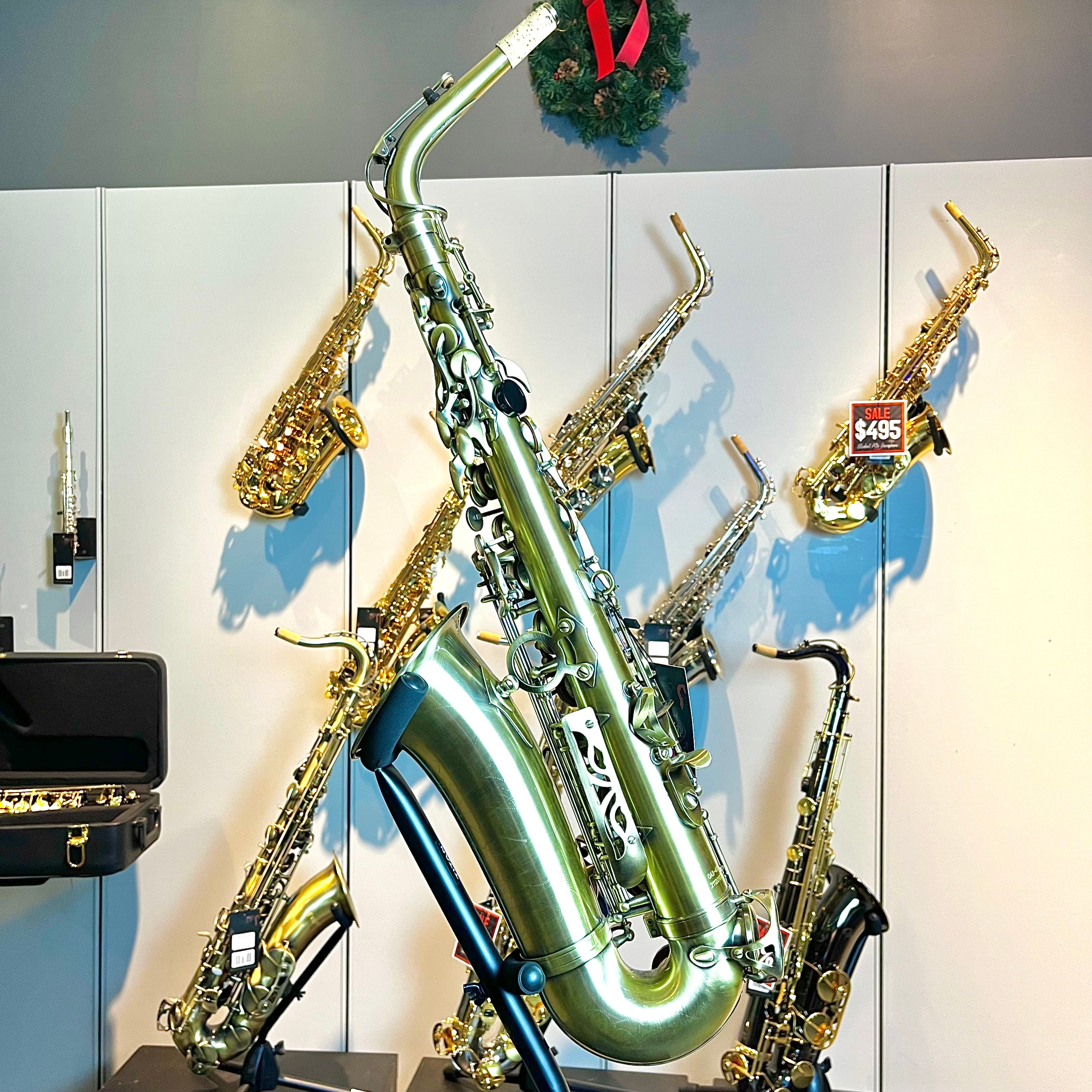 Opal OAS-400: Intermediate Alto Saxophone, Classic Antique Finish
