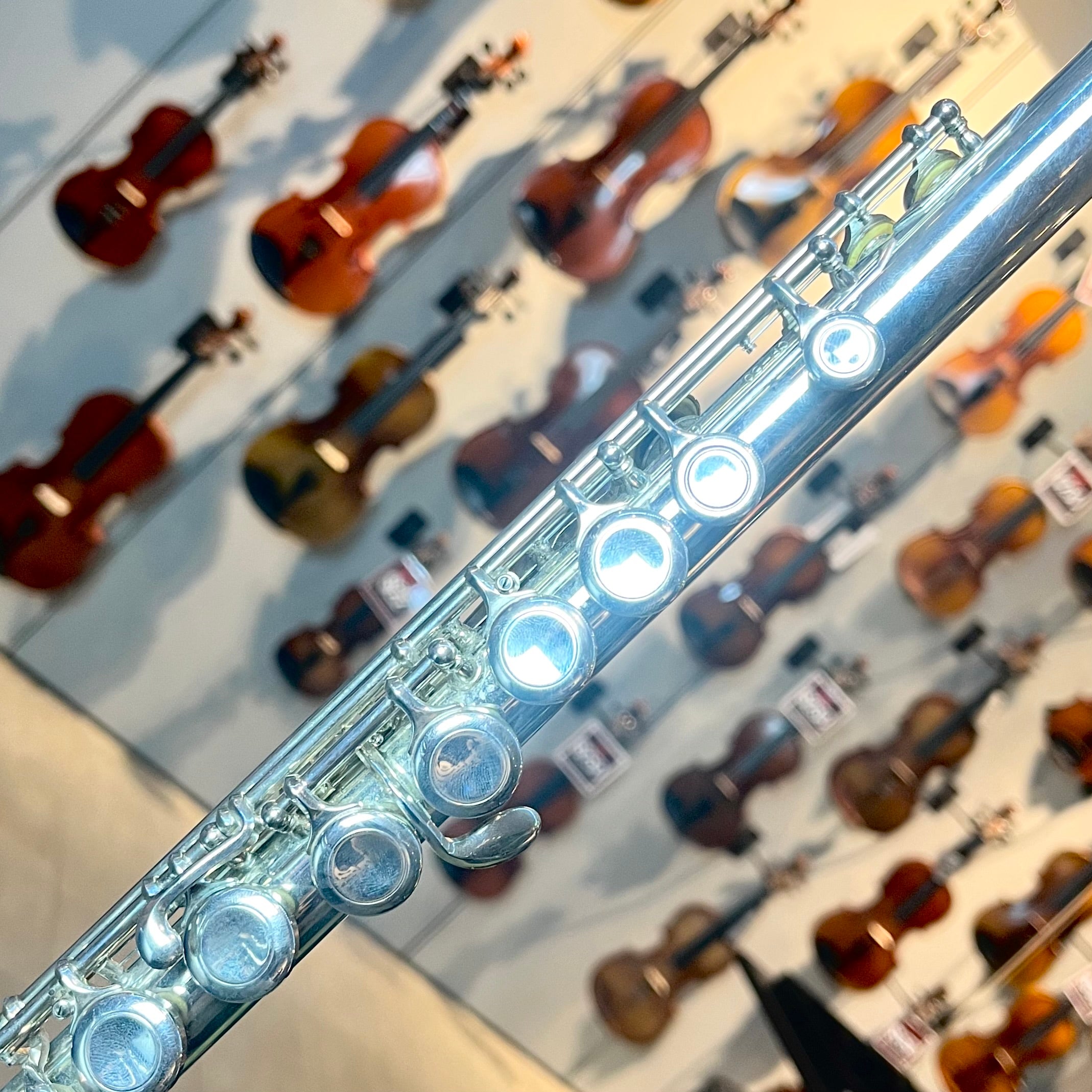 Jupiter CXL Intermediate Flute: Gold Played Mouthpiece