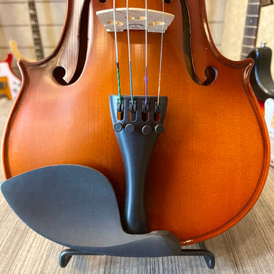 Strumenti a corde: 2500 - Student Violin, Hand Carved, Dark Matte