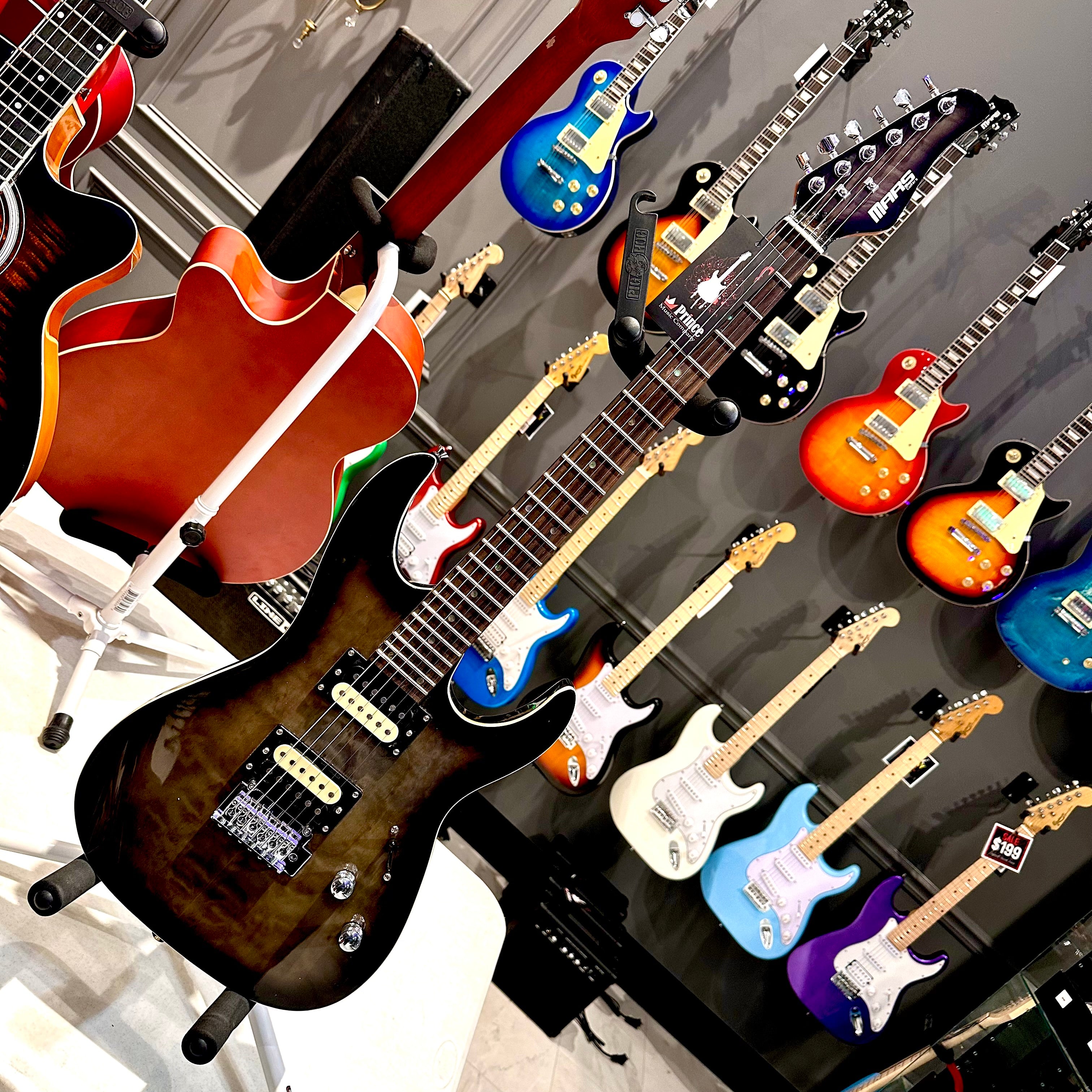 Mars Guitars: Heartbeat - Electric, Smokey Charcoal