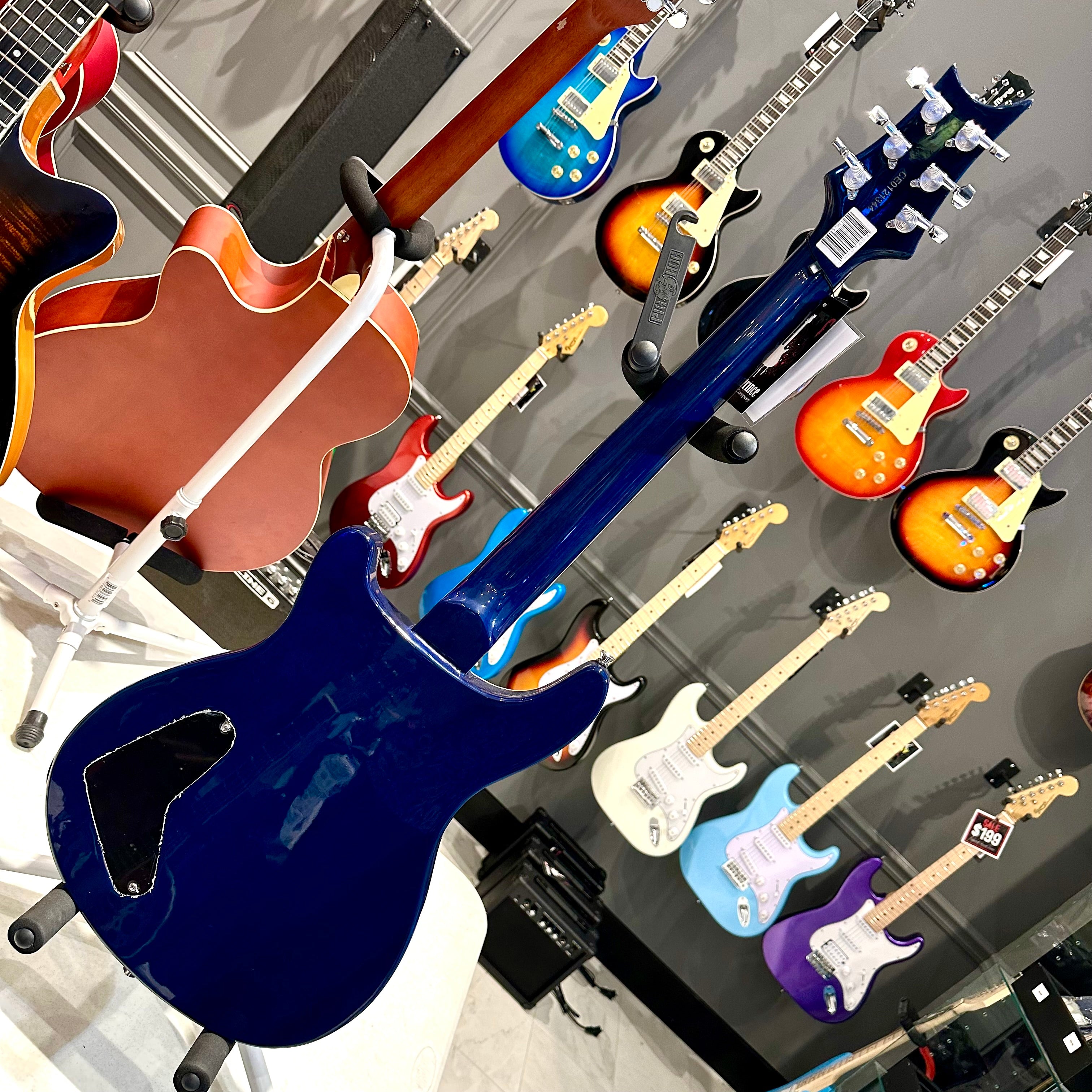 Mars Guitars: Firebird - Solid body,  Blue Bird