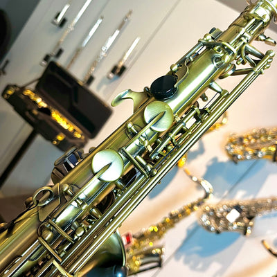 Opal OAS-400: Intermediate Alto Saxophone, Classic Antique Finish