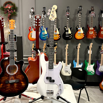 Gephardt Array: Bass Guitar - PearlWhite