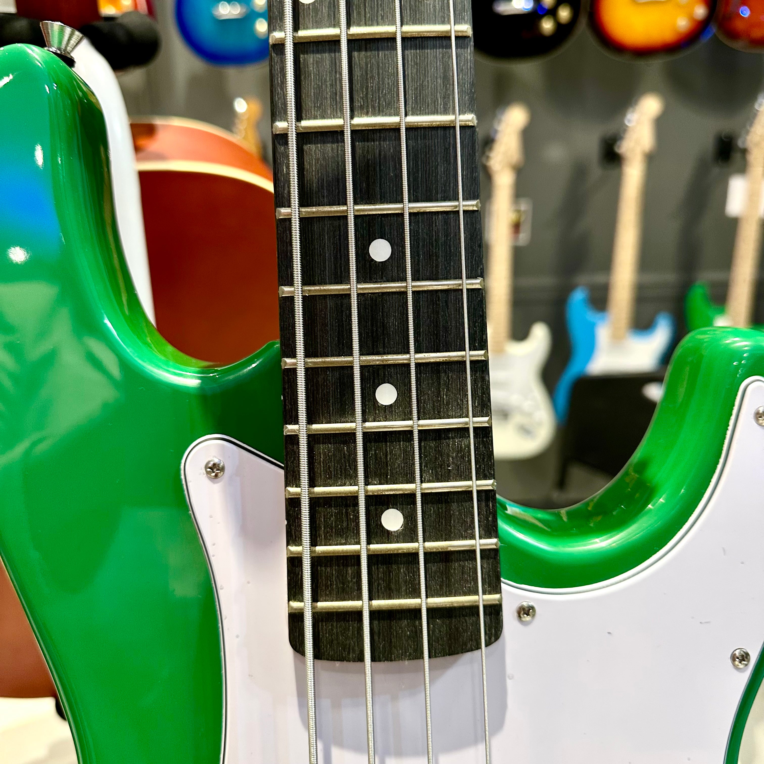 Gephardt Array: Bass Guitar - Green Slime