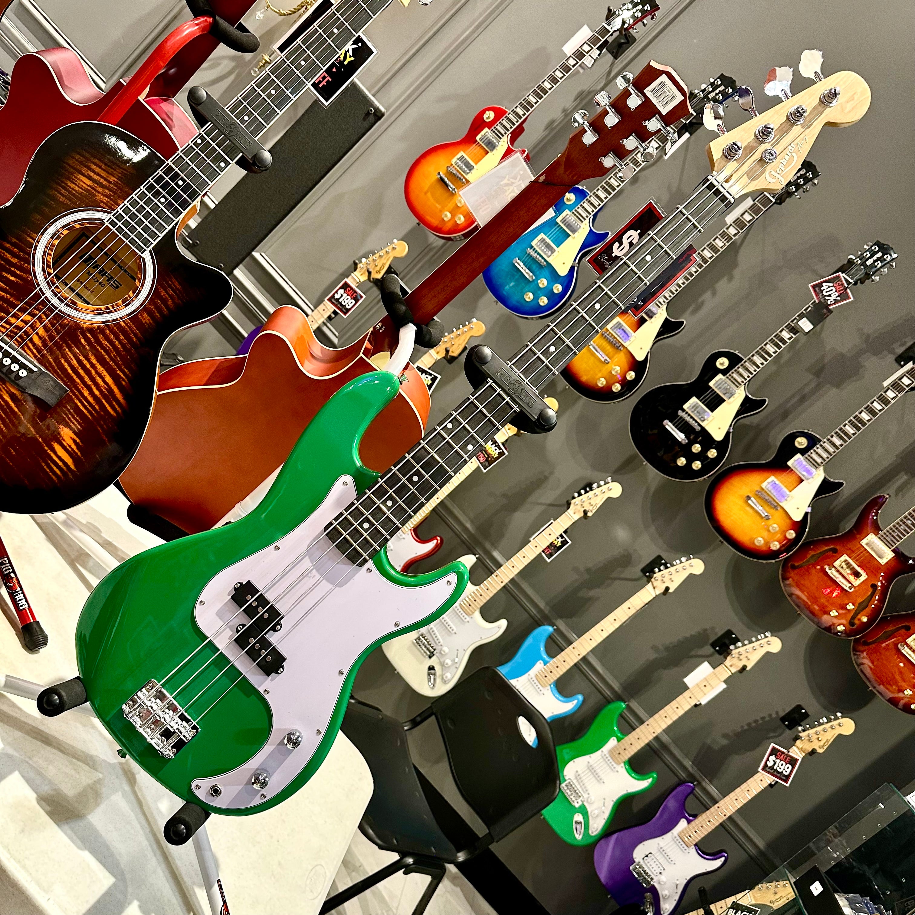 Gephardt Array: Bass Guitar - Green Slime