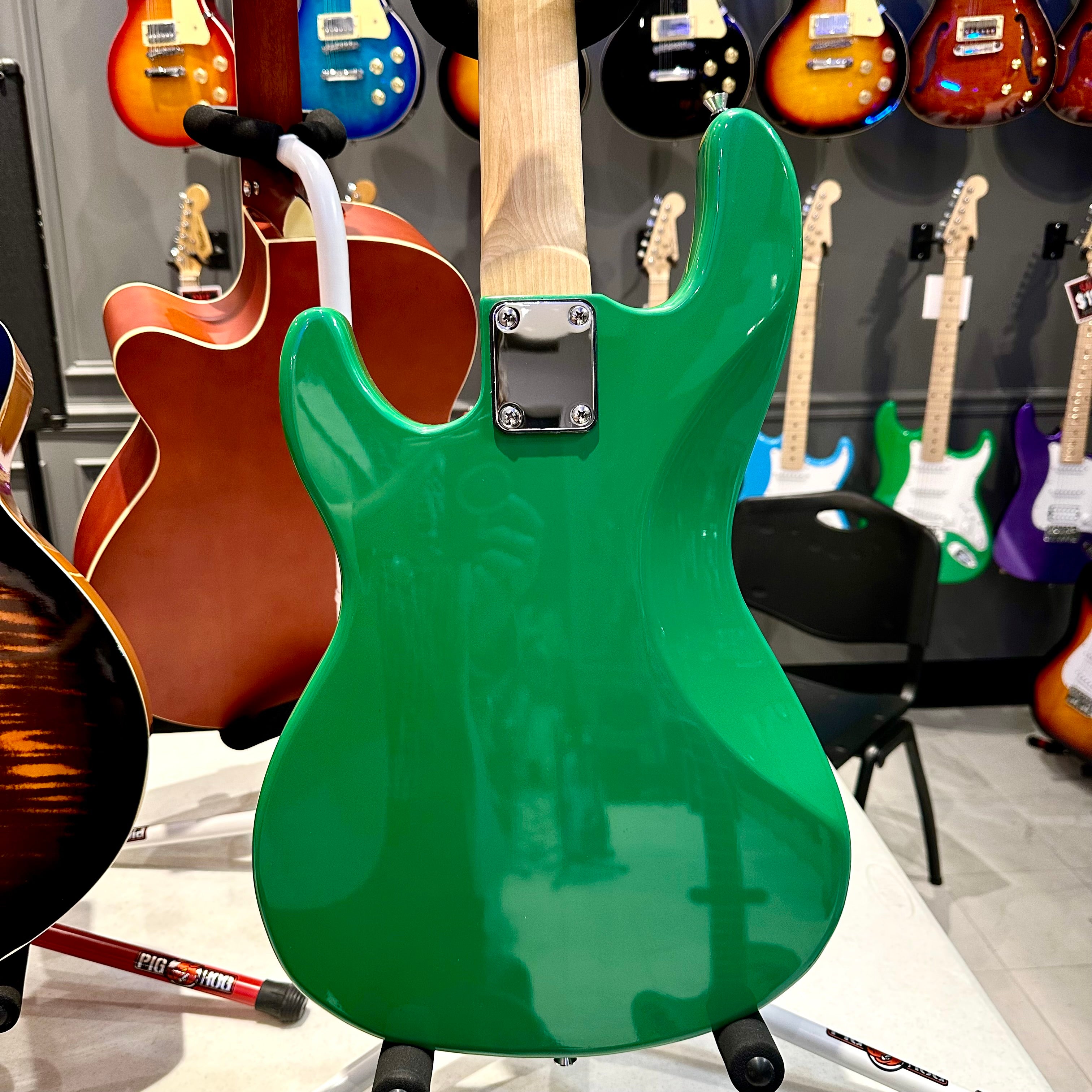 Gephardt Array: Bass Guitar - Green Slime