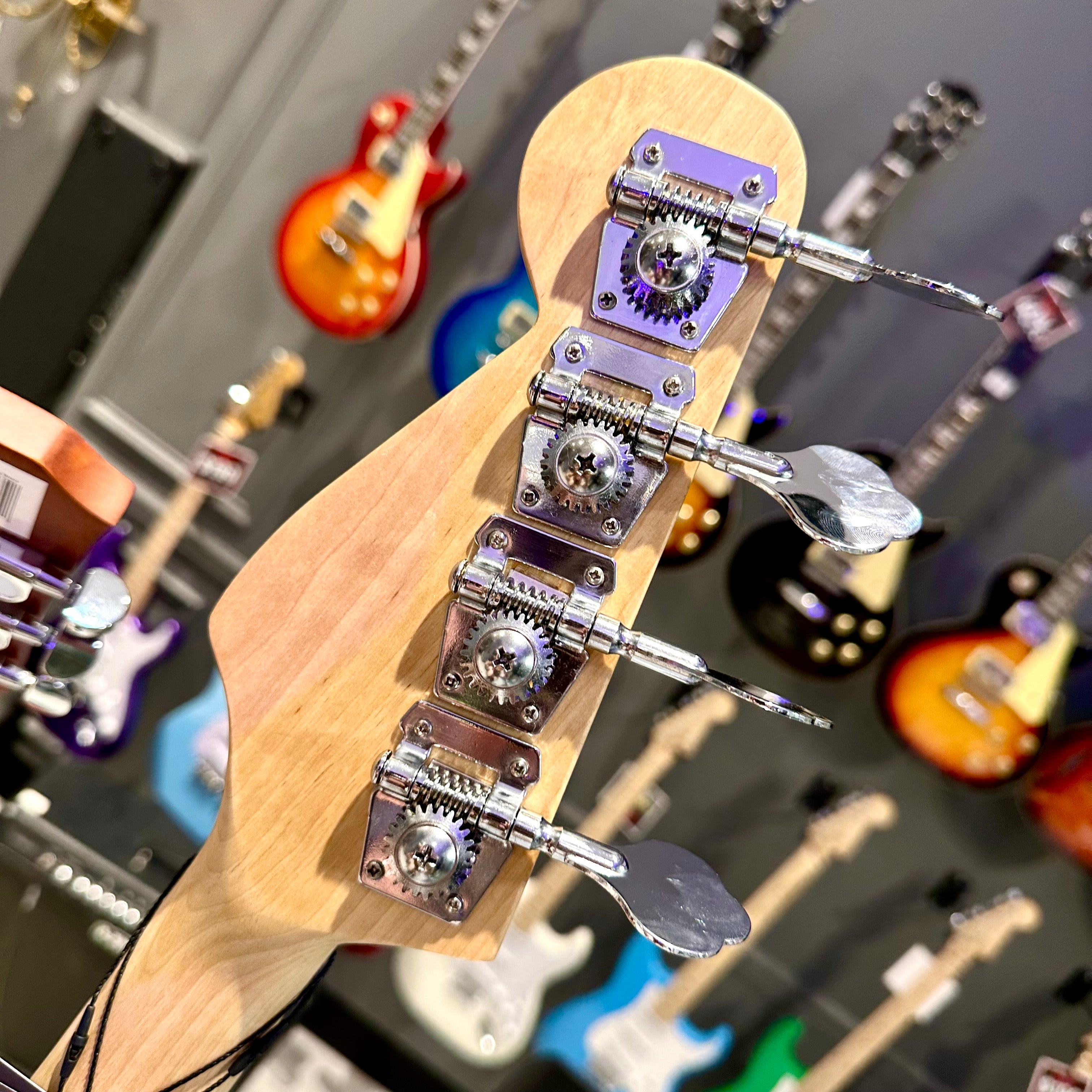 Gephardt Array: Bass Guitar - Green Slime