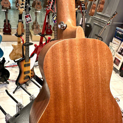AKUA Aloha: 21" Soprano Ukulele - Dolphin