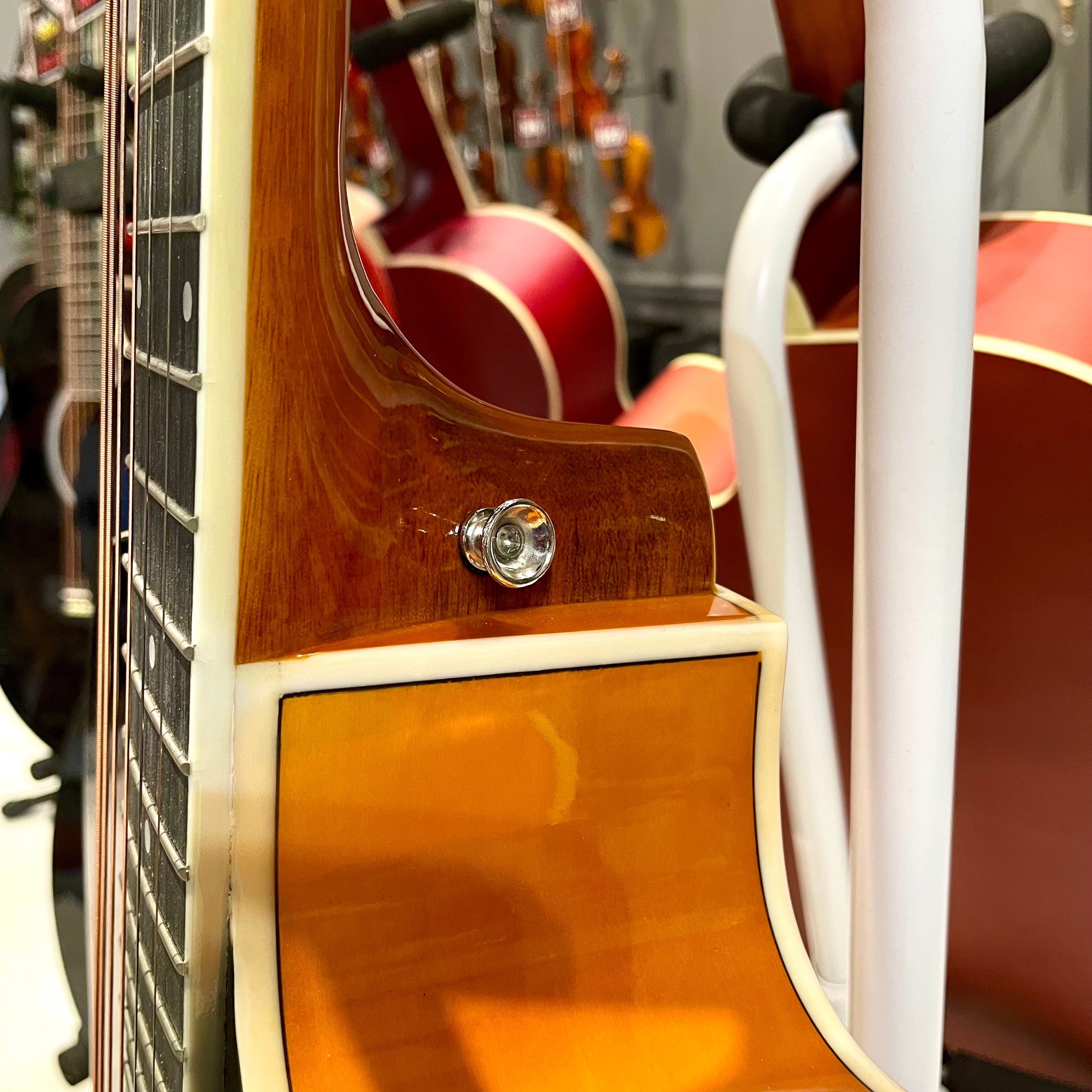 Mars m21y40: 40” Acoustic Guitar - Yellow Flame