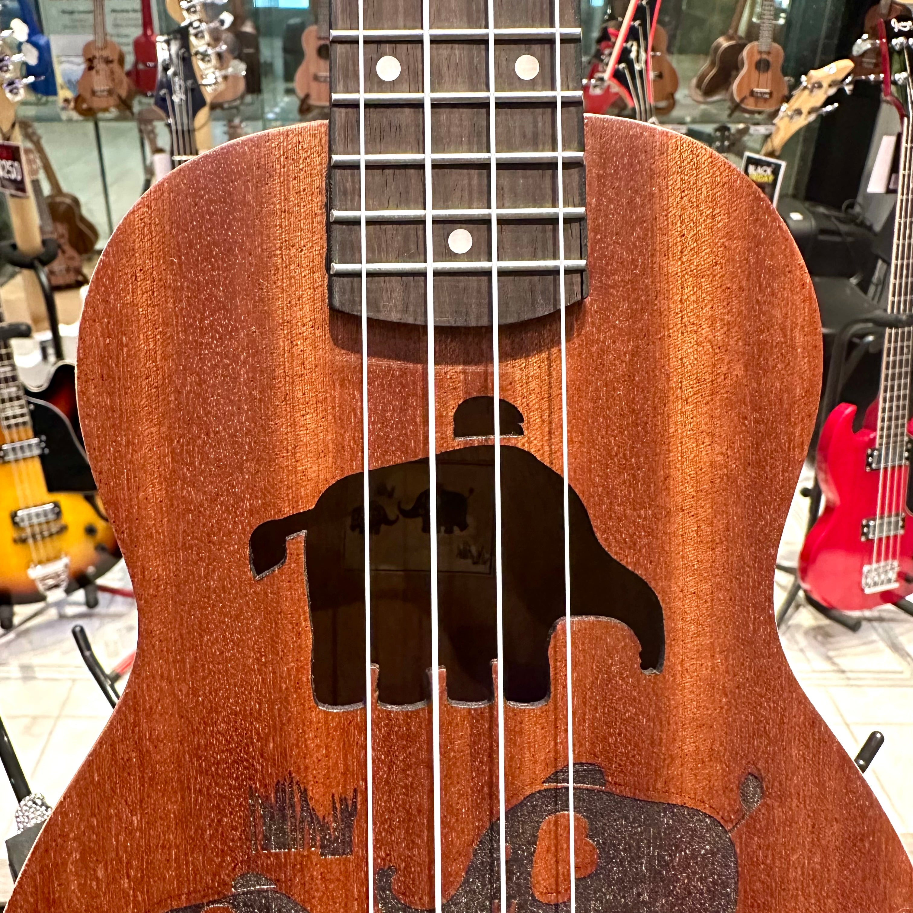 AKUA Aloha: 21" Soprano Ukulele - Elephant