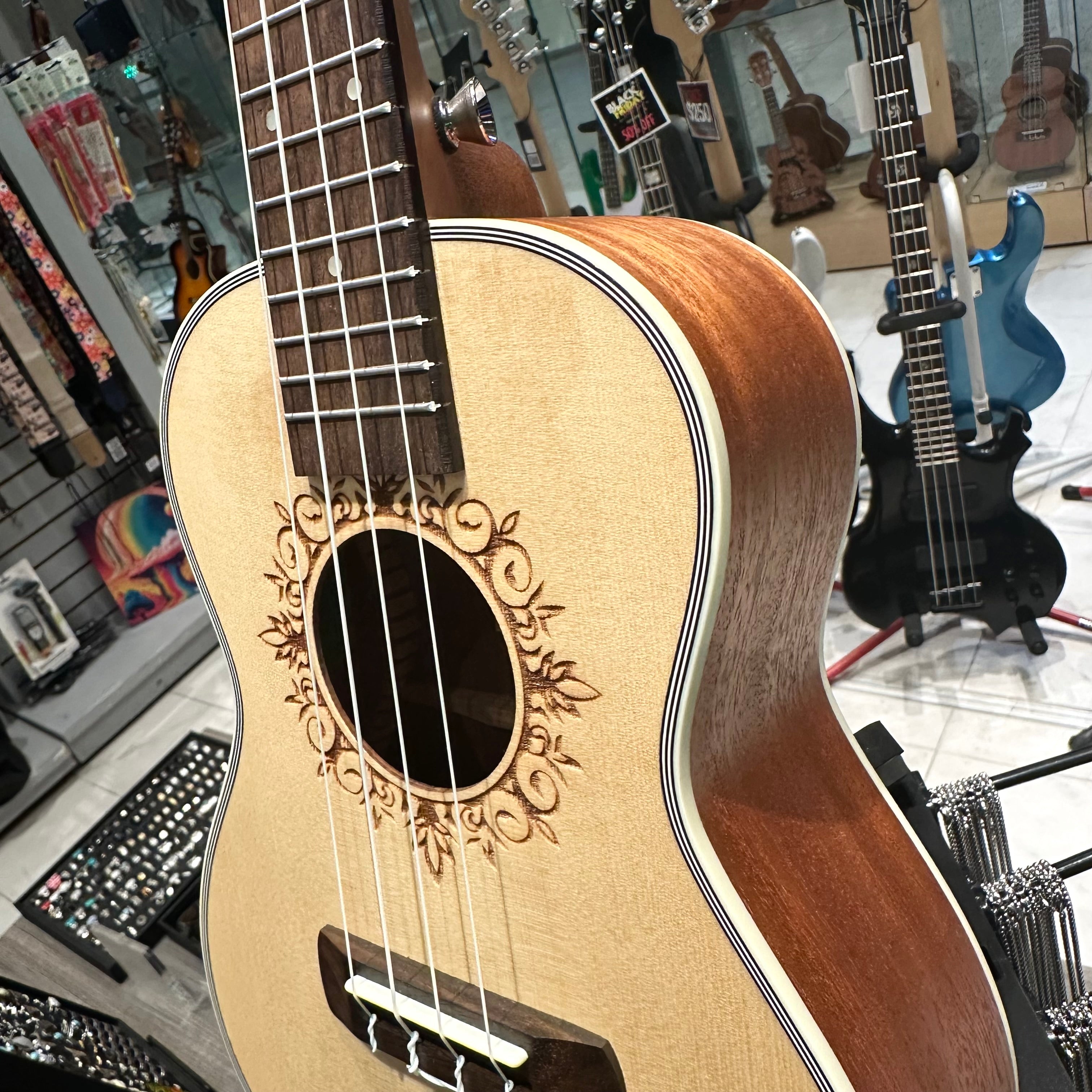 Mars m11ah23: 23” Concert Ukulele - Blonde