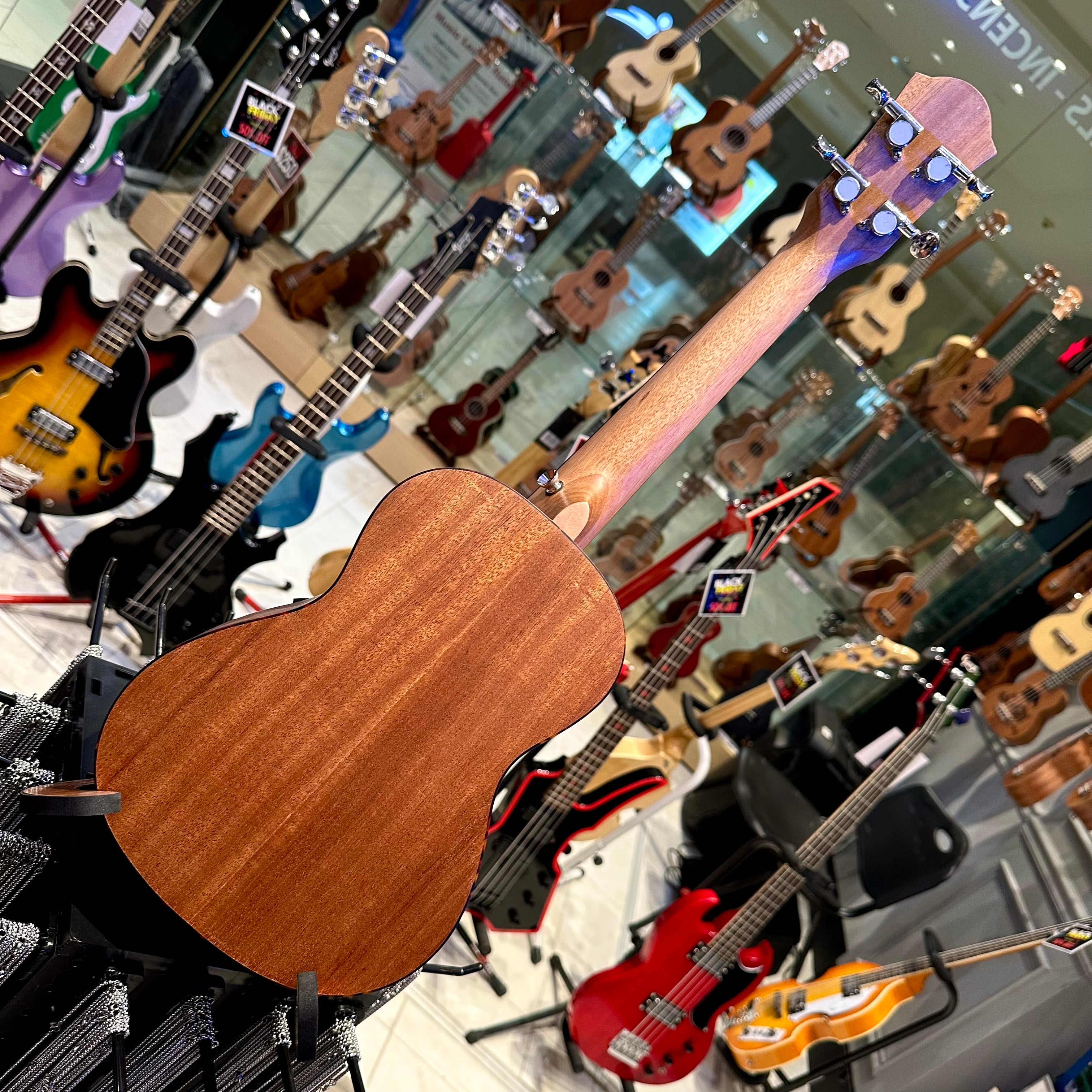 Mars m12ah26: 26” Concert Ukulele - Tan