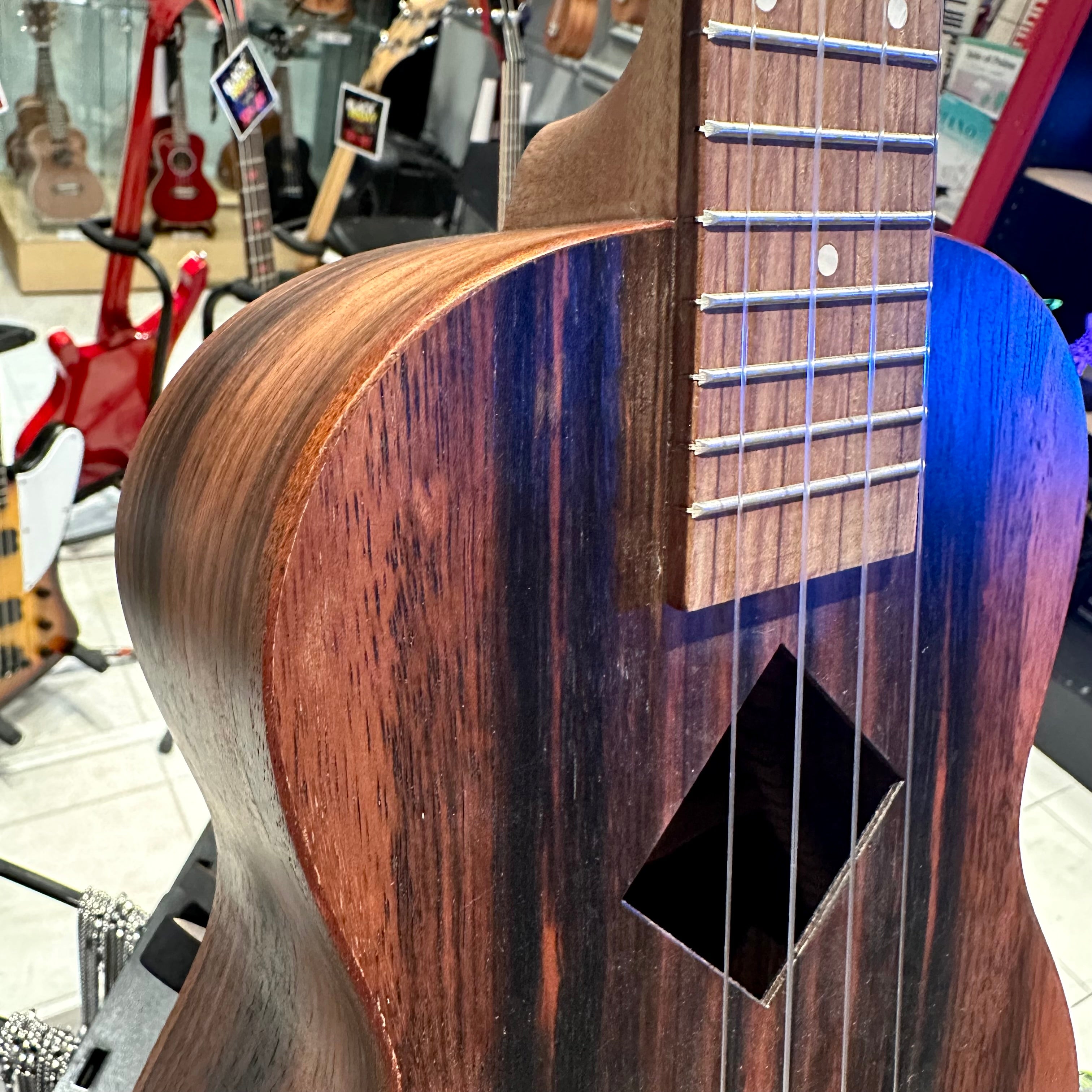 Mars m20b23: 23” Concert Ukulele - Ebony
