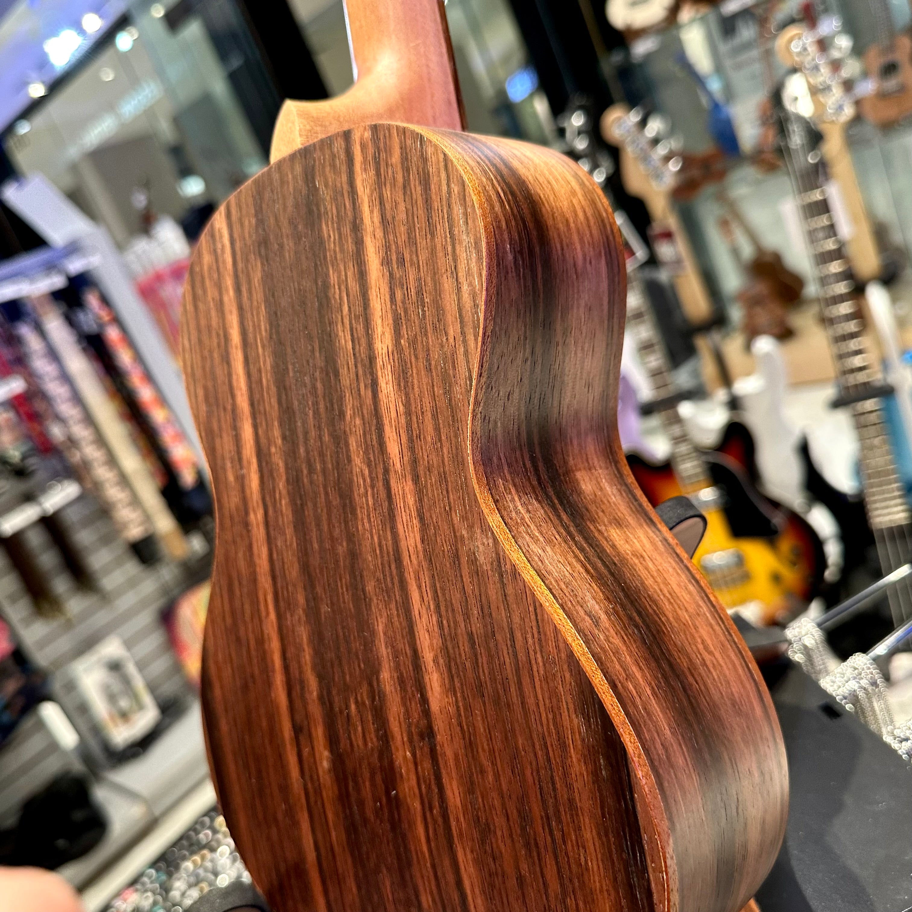 Mars m20b23: 23” Concert Ukulele - Ebony