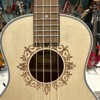 Mars m11ah26: 26” Concert Ukulele - Blonde