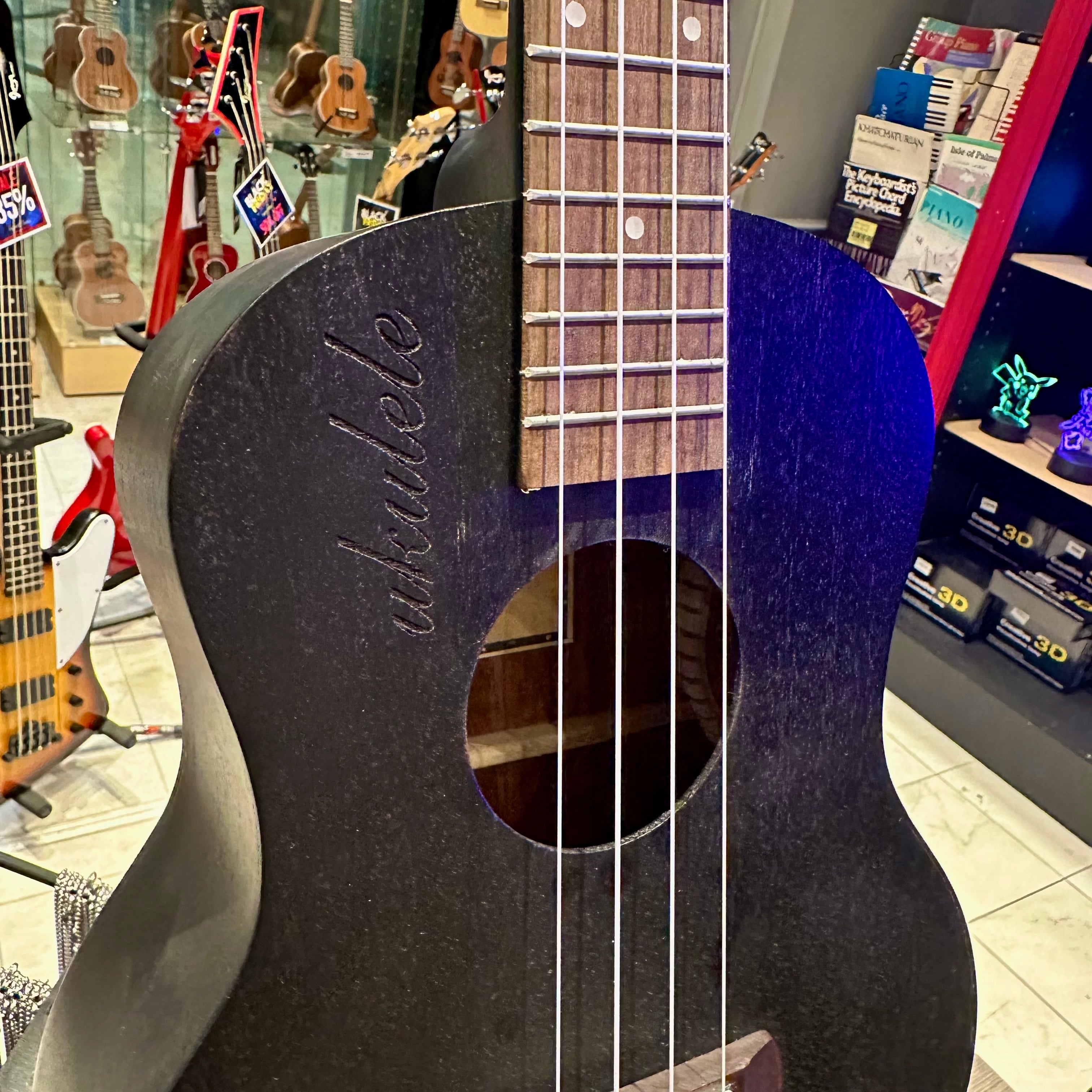 Mars m13ah26: 26” Concert Ukulele - Black