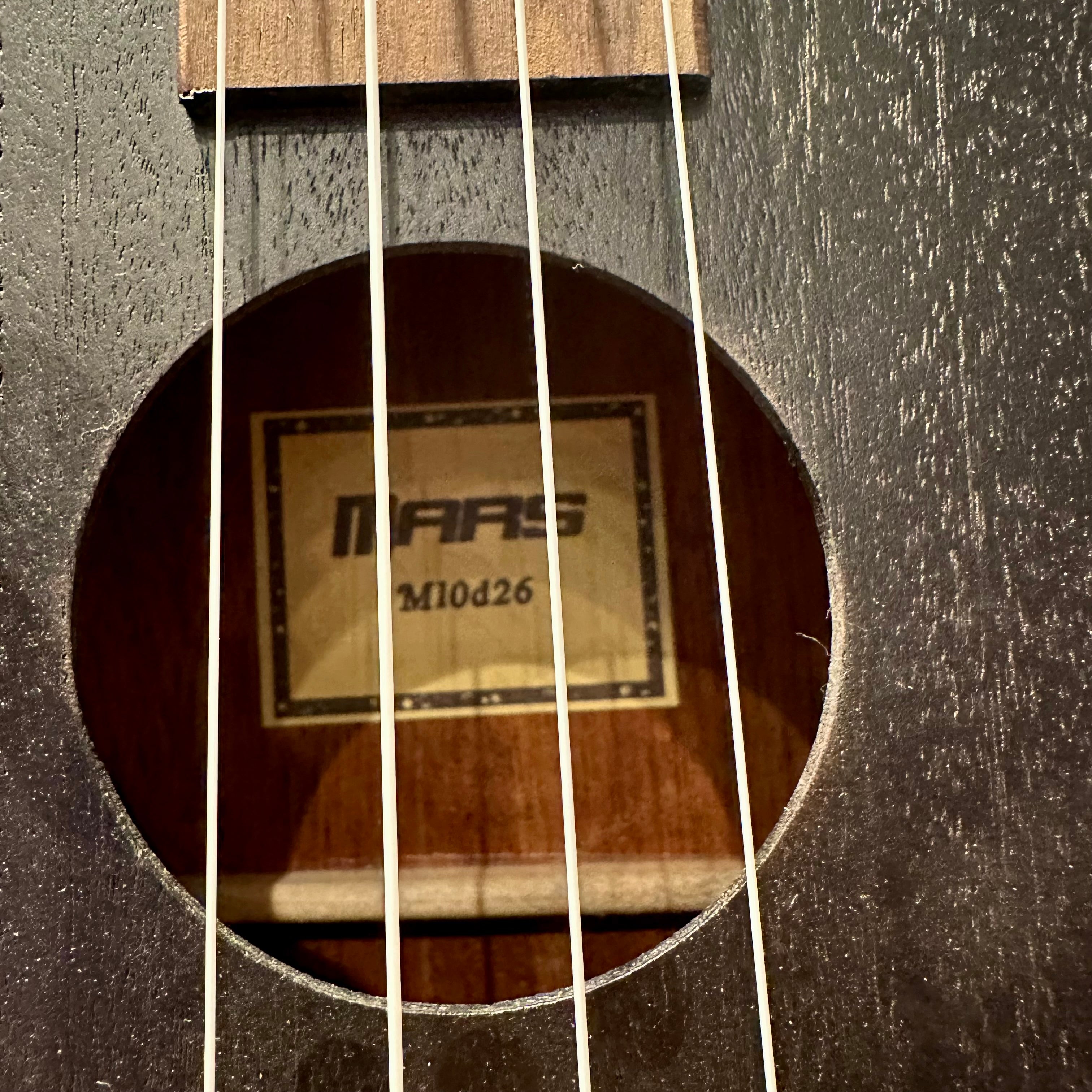 Mars m13ah26: 26” Concert Ukulele - Black